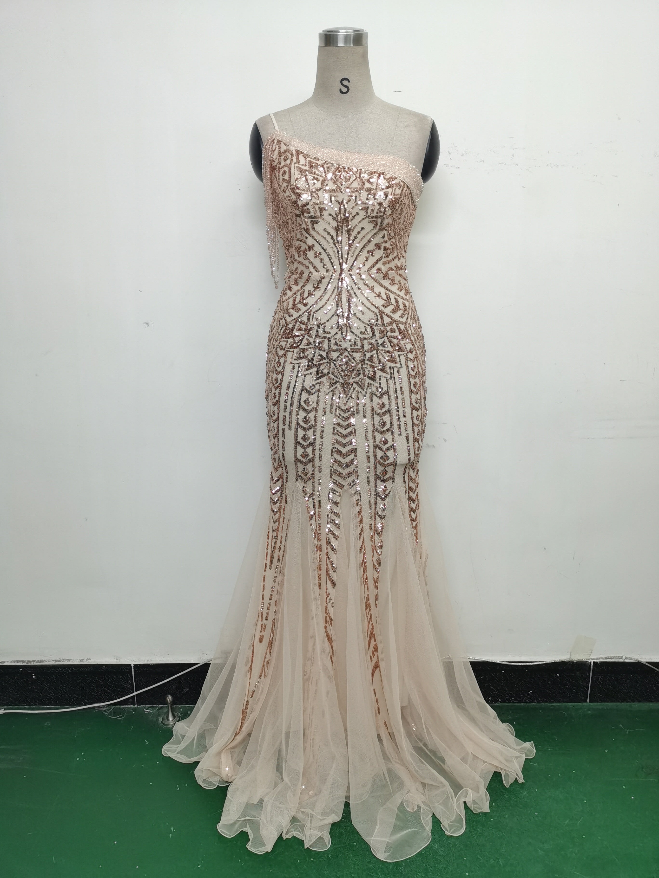 Women gift-ordered sequined mesh evening dress 26