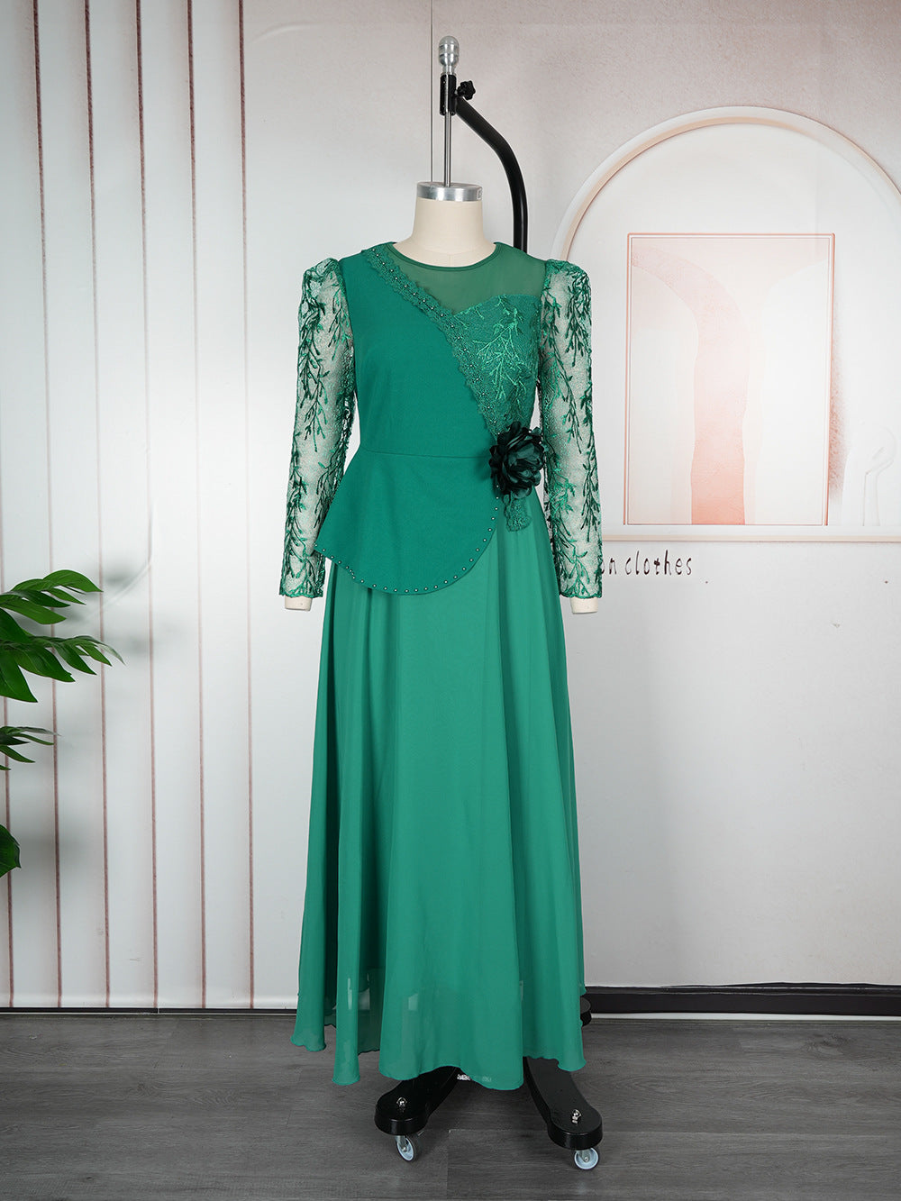 Lace Trim Plus Size African Embroidered Evening Gown 9