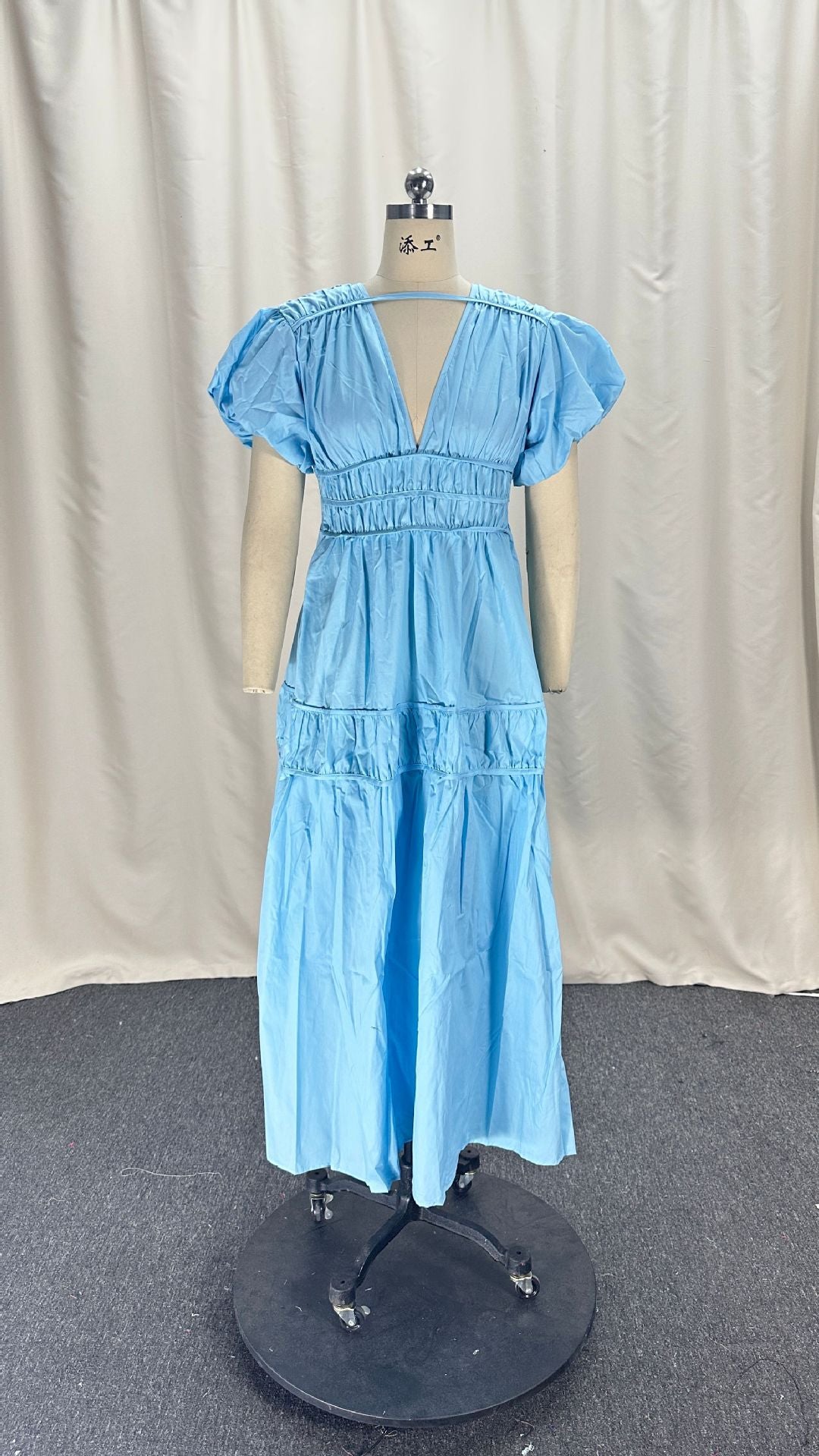 Women Spring V-Neck Zipper Puff Sleeve Hollow Maxi Dress 3