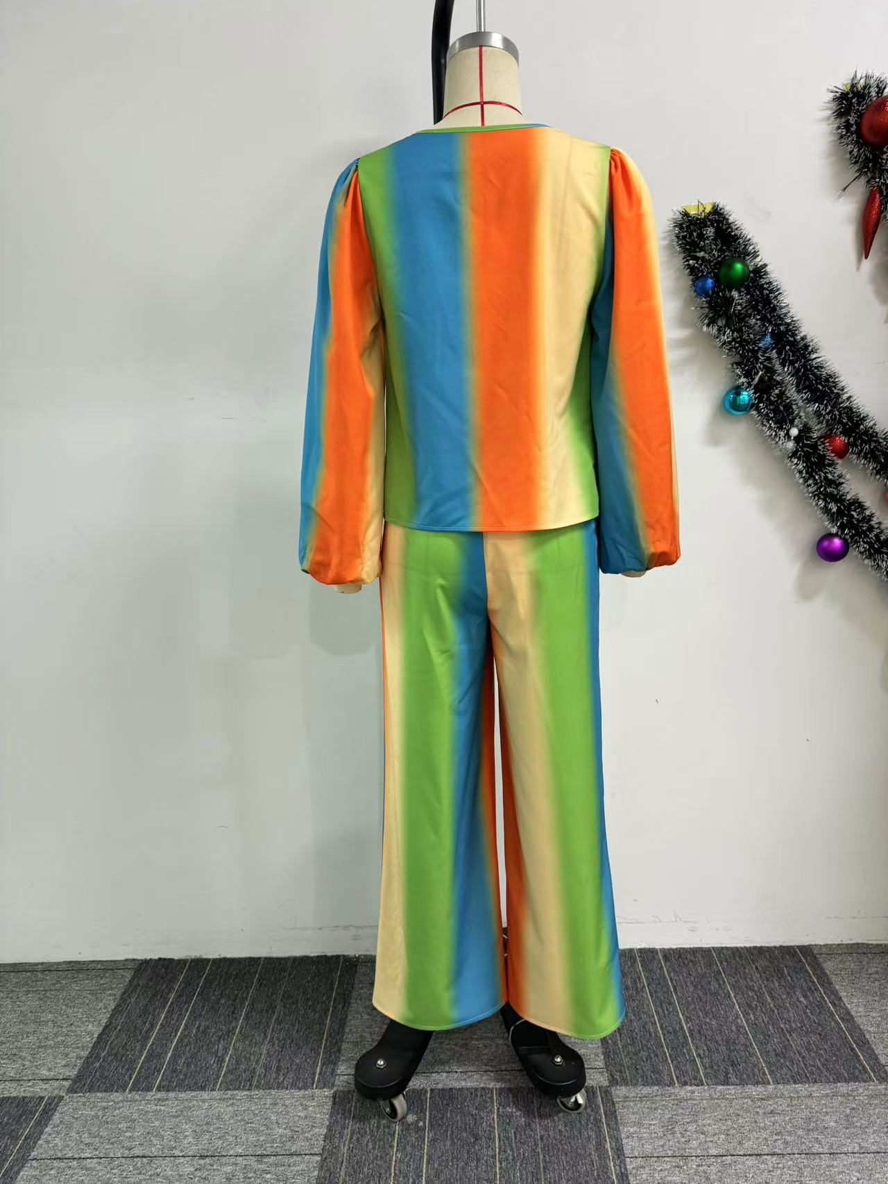 Women lantern sleeves Print swing collar top and wide-leg pants Two Piece Set 7