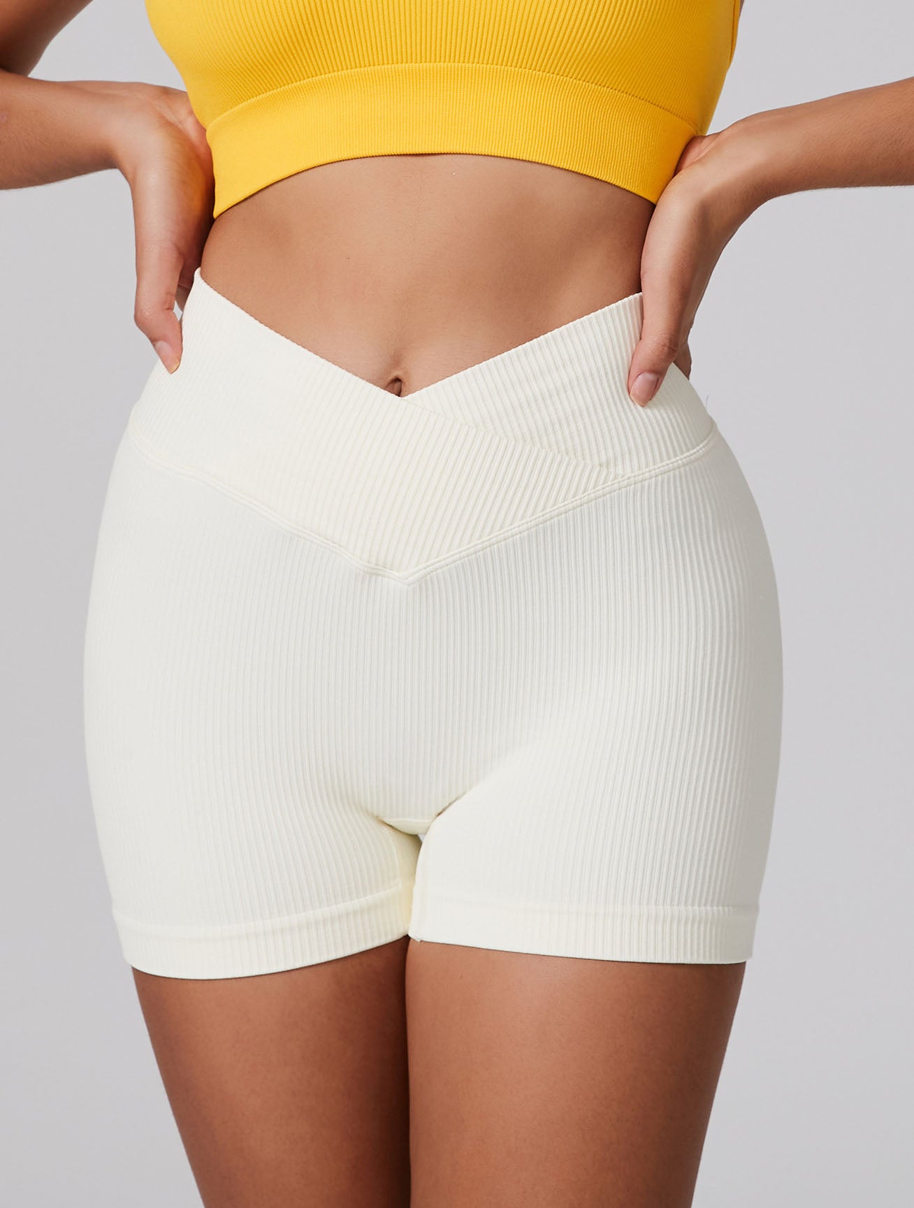 Sports Shorts Women's High Waist Butt Lift Quick Drying Tight Fitting Fitness Running Yoga Pants 5