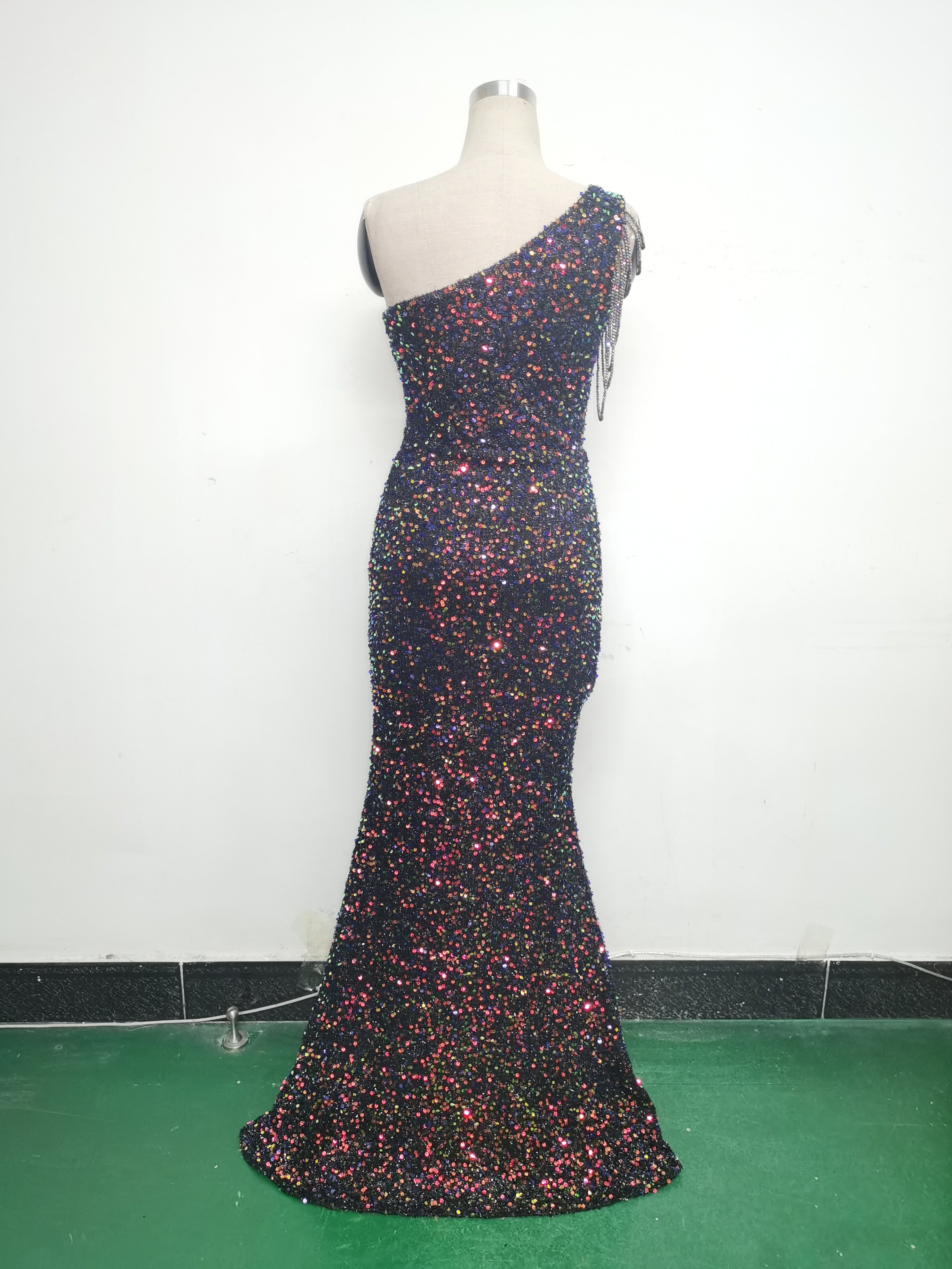 One-Shoulder Sequined Fishtail Evening Dress for Formal Parties 26