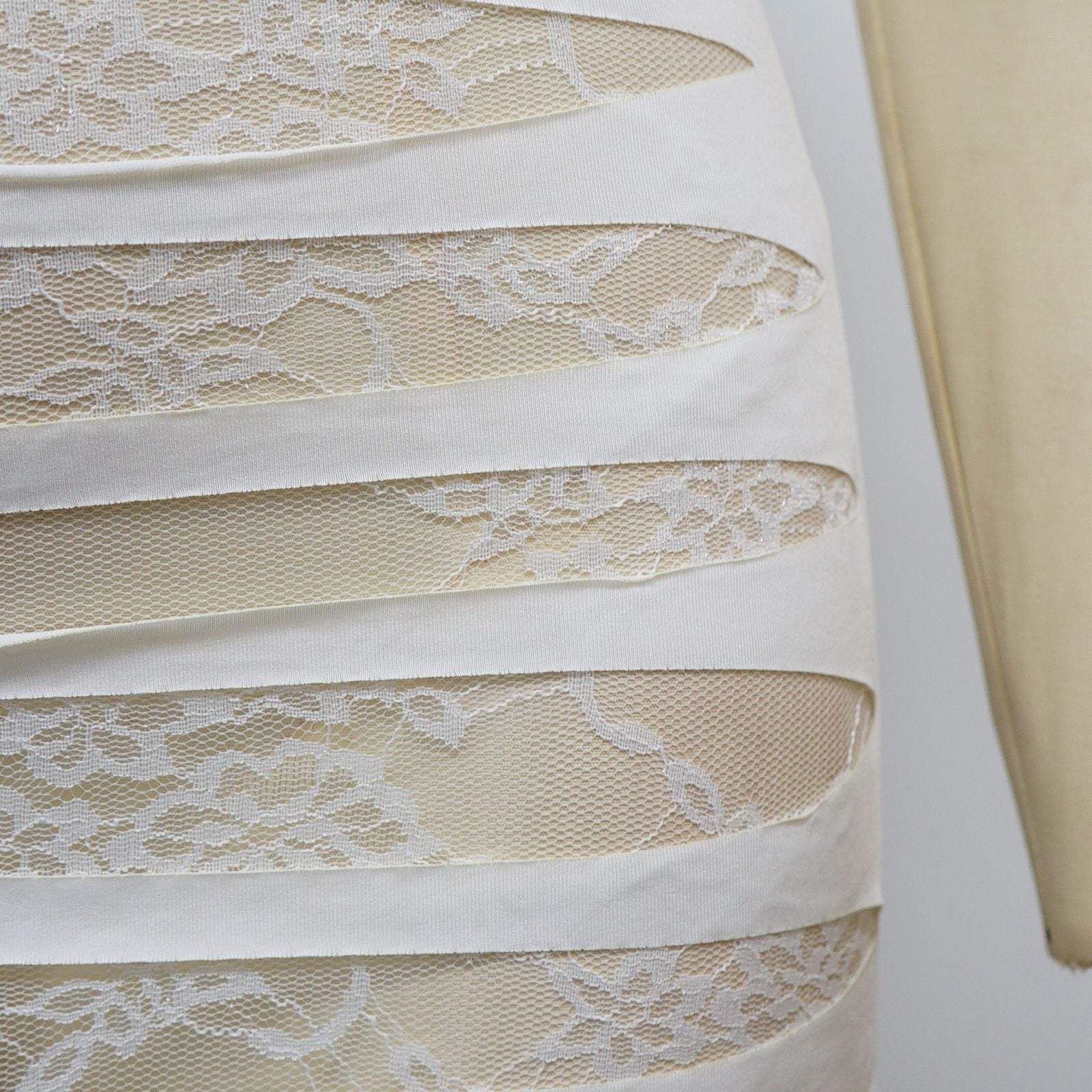 Fashion Women's Sexy Sleeveless Lace Patchwork Two Piece Skirt Set 17