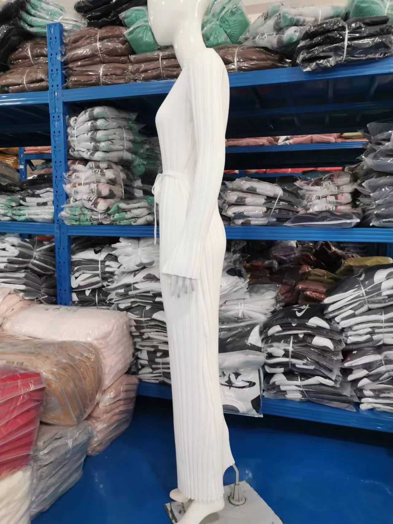 Autumn And Winter Knitting Dress Casual Slim Waist Round Neck Ribbed Slim Fit Knitting Long Dress For Women 17