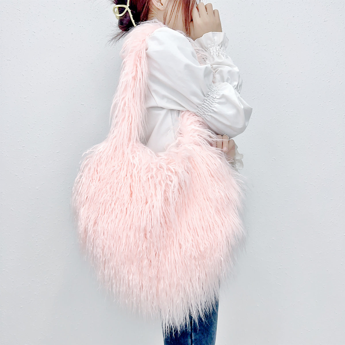 Style Trendy Heart Bag Women's Fur Bag Heart-Shaped Cute Crossbody Bag Shoulder Bag 6