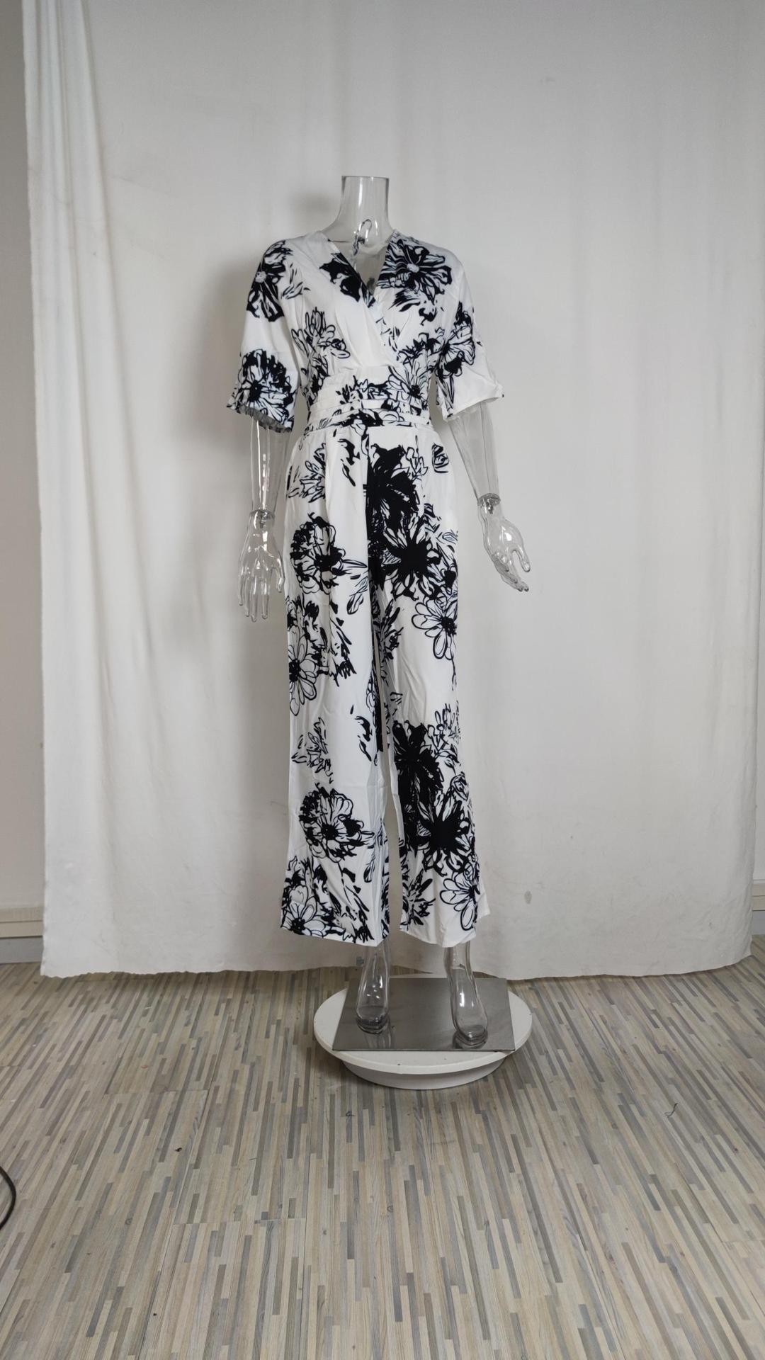 Summer Women's Fashionable And Elegant Print Bat Sleeves Slim Waist V-Neck Jumpsuit 14