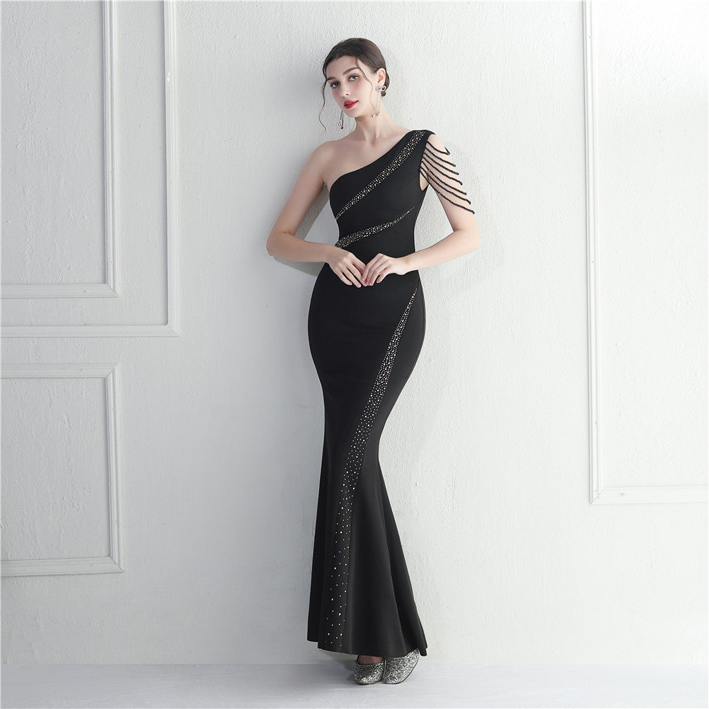 Trendy Beaded One Shoulder Slash Shoulder Sexy Long Evening Gown 5