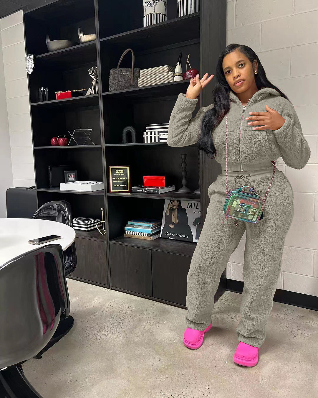 Women solid casual bubble velvet top and pant two piece set 9