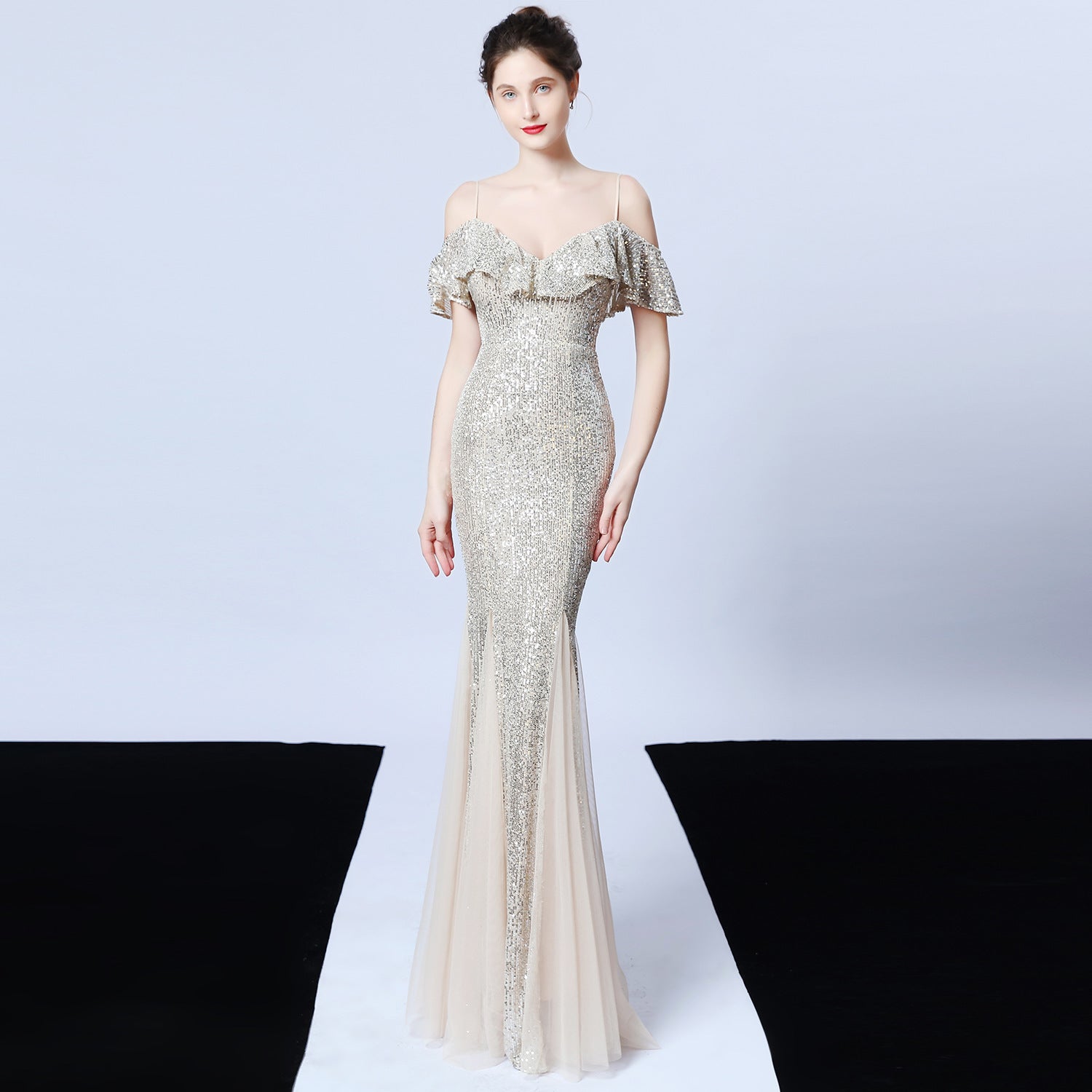Long-Sleeve Slim Fishtail Wedding Dress Elegant Bridal Evening Gown 18