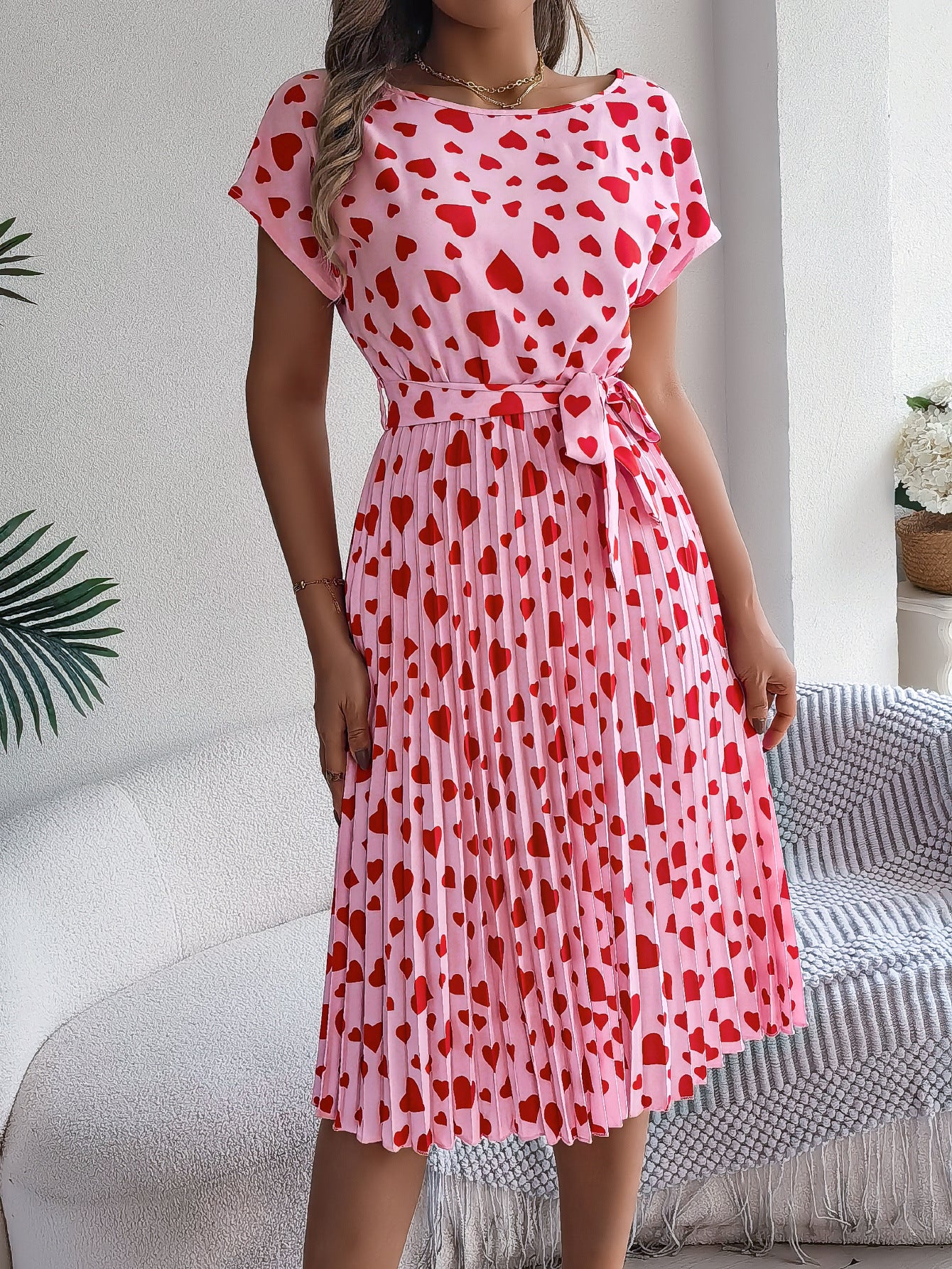 Women Spring and Summer Casual Contrast Heart Print Short Sleeve Pleated Dress 5