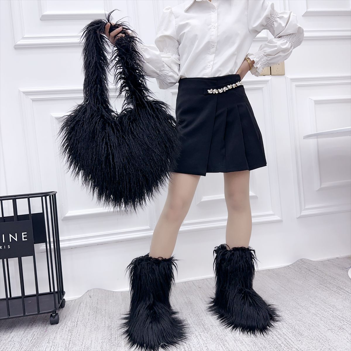 Style Trendy Heart Bag Women's Fur Bag Heart-Shaped Cute Crossbody Bag Shoulder Bag 26