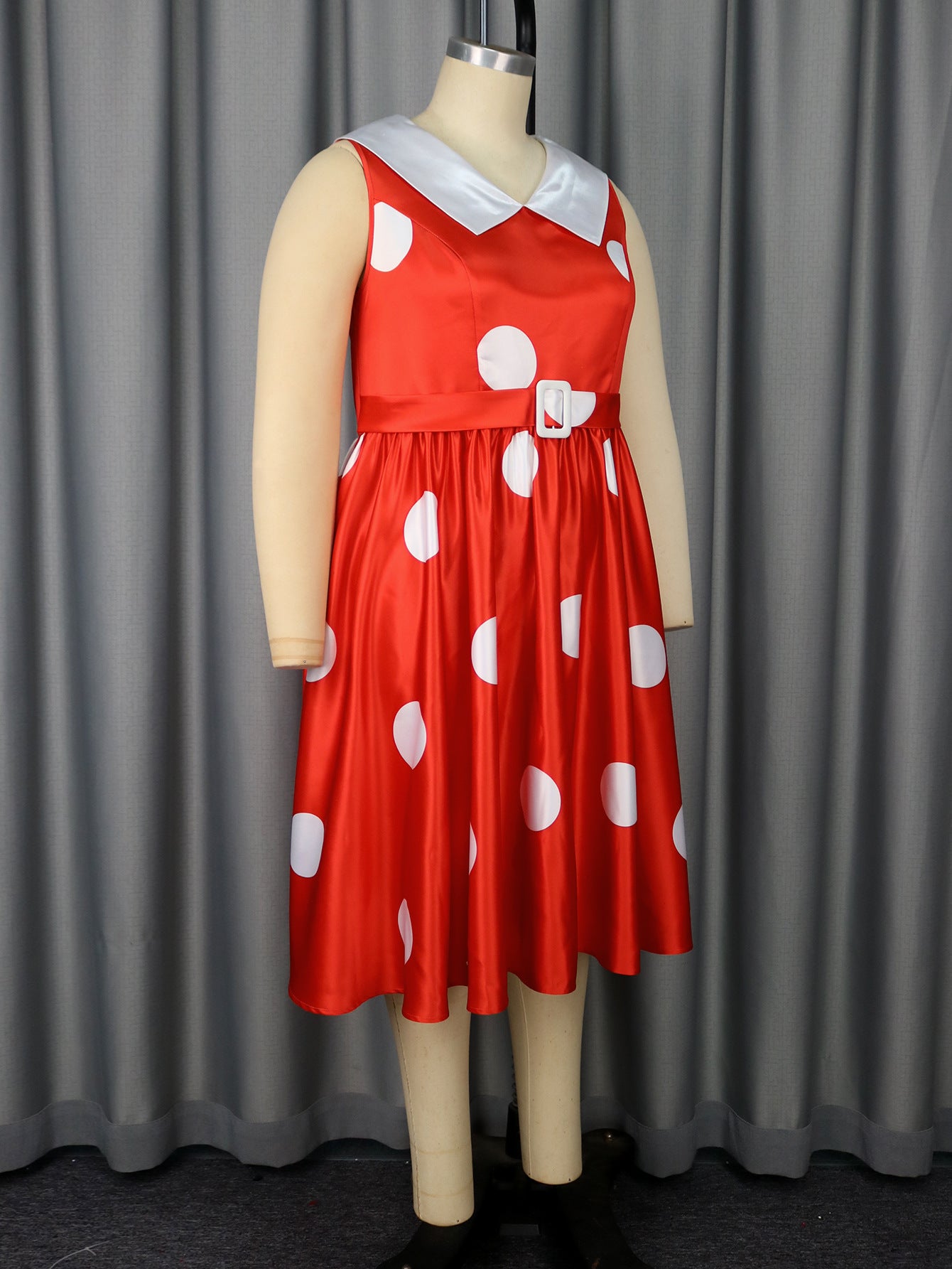 Plus Size Wedding Satin Turned-Down Collar Sleeveless Polka Dot Party A-Line Dress 5