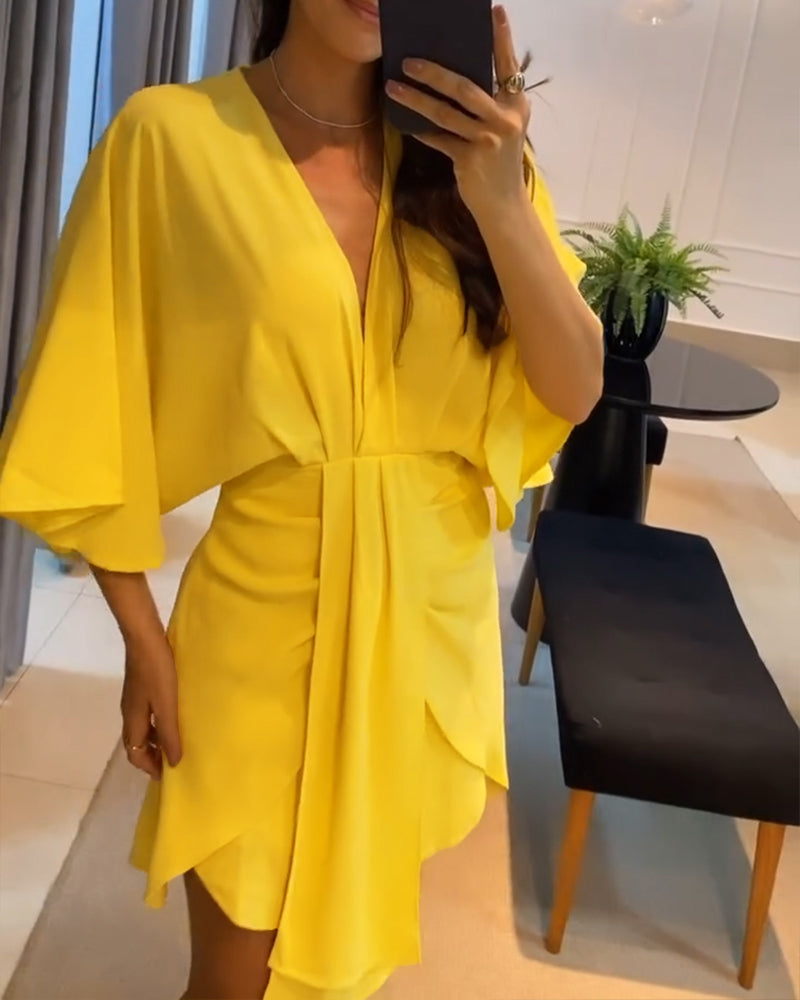 Women's solid color Bat Sleeves V-neck Slim Waist irregular dress 3