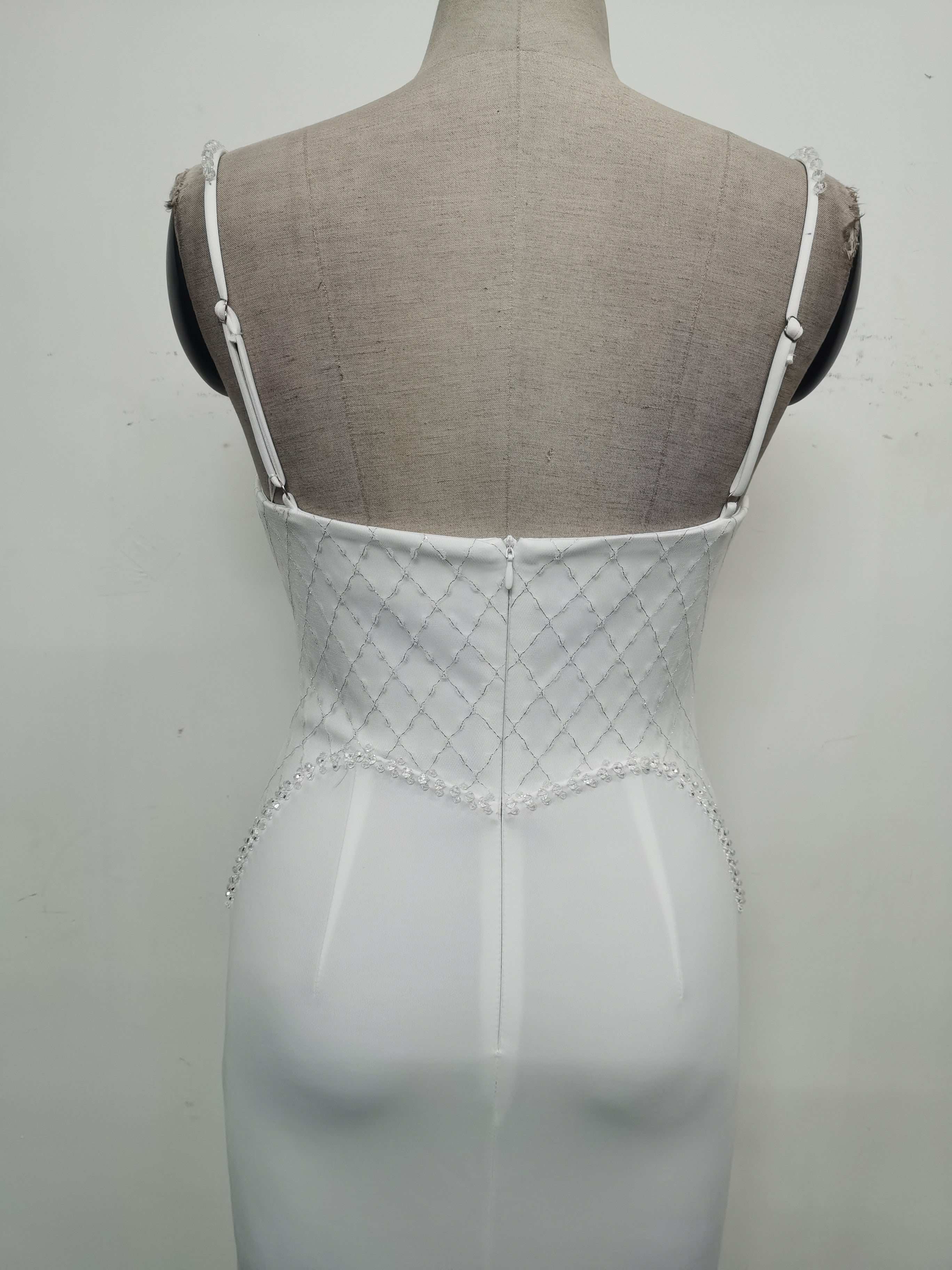 Women Strappy Heart-Shaped Lace Grid Embroidery Beaded Fishbone Formal Party Evening Dress 39