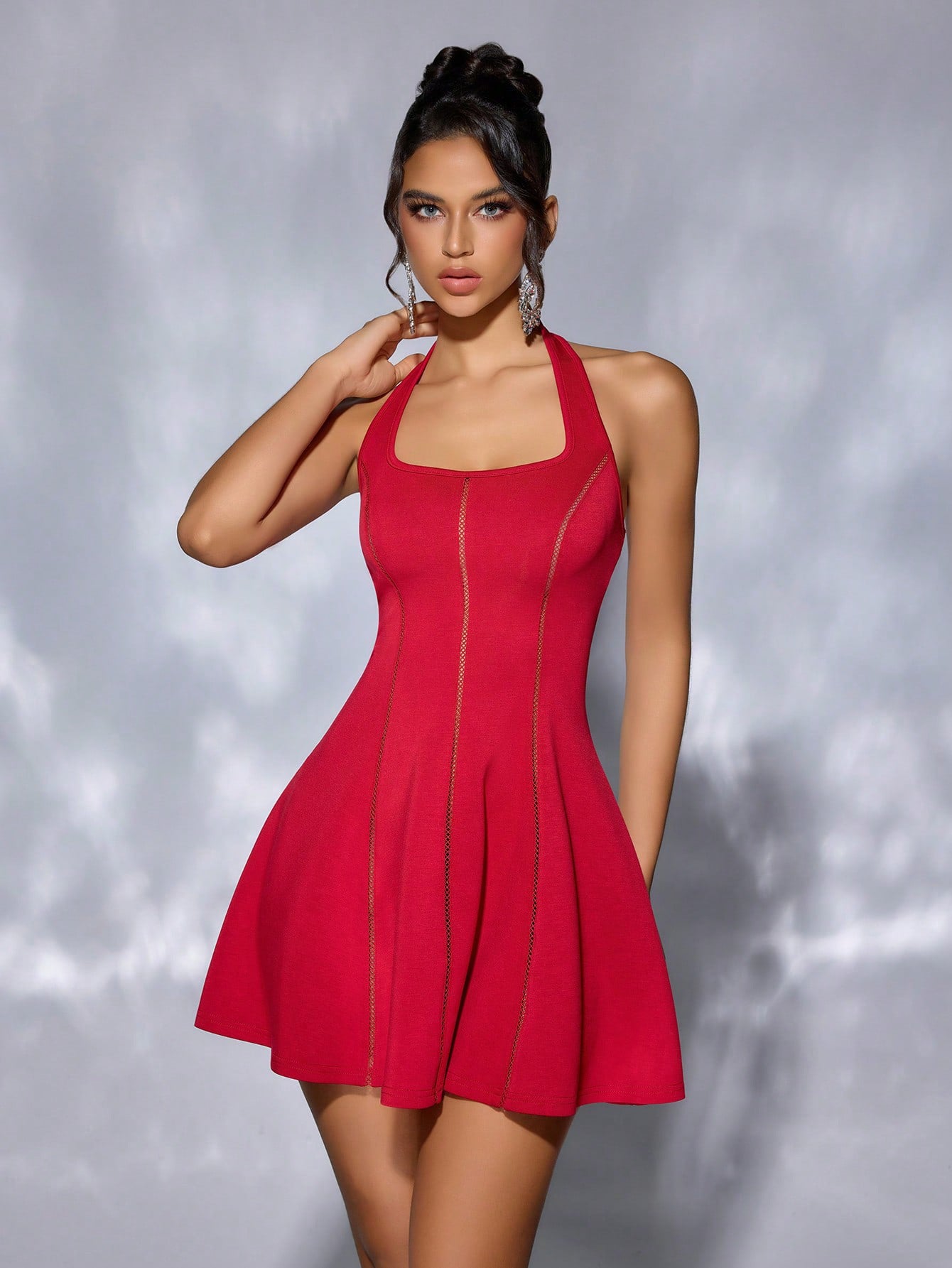 Women's Solid Color Halter Neck Lace-Up Strapless Hollow Patchwork Slim Waist Low Back Cocktail Dress 4