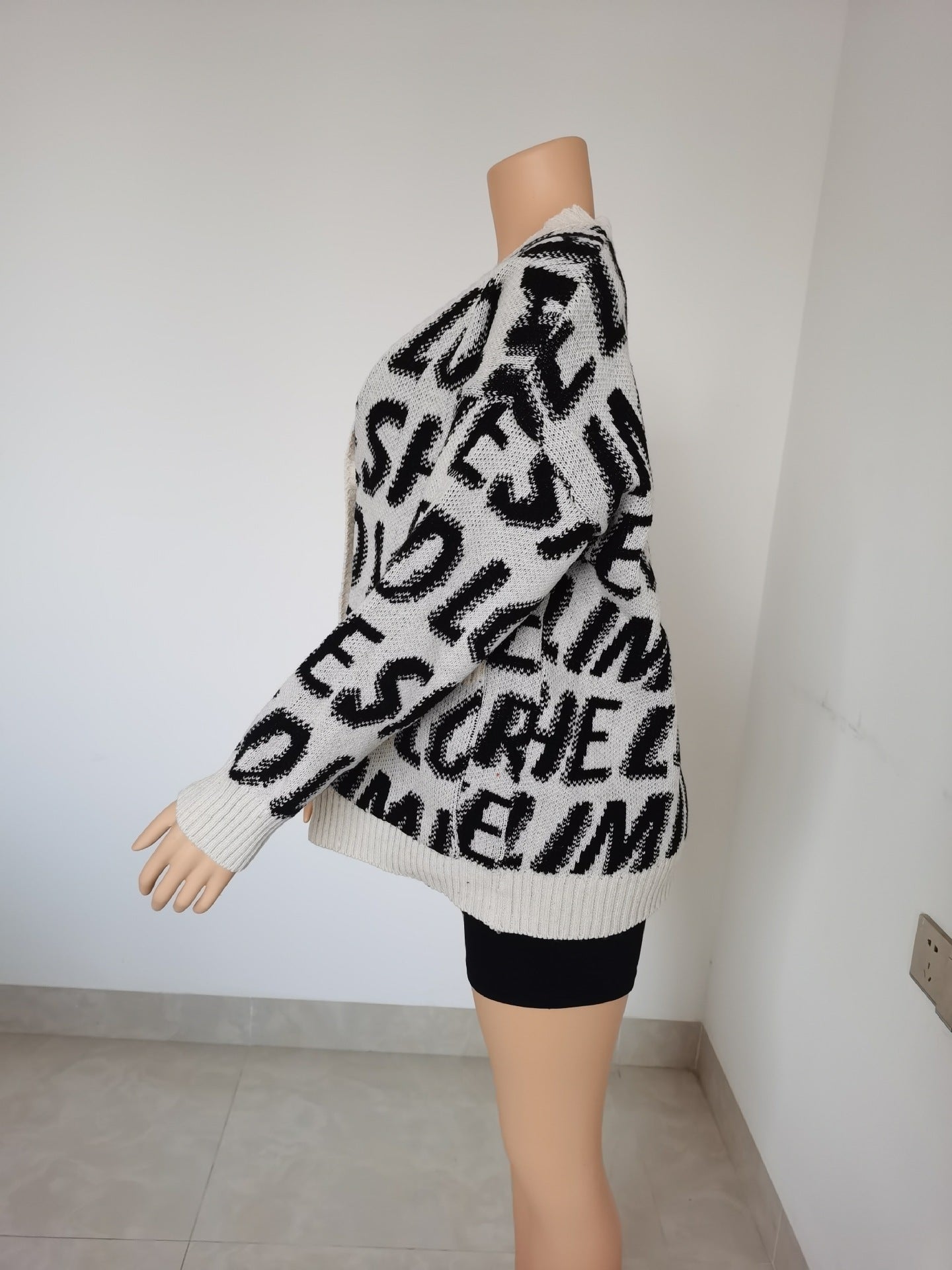 Women autumn and winter loose sweaters 11