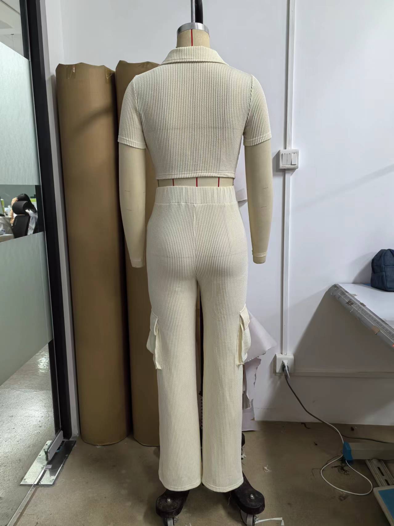 Women Casual Zipper Top and Multi-Pocket Pants Solid Two-Piece Set 3