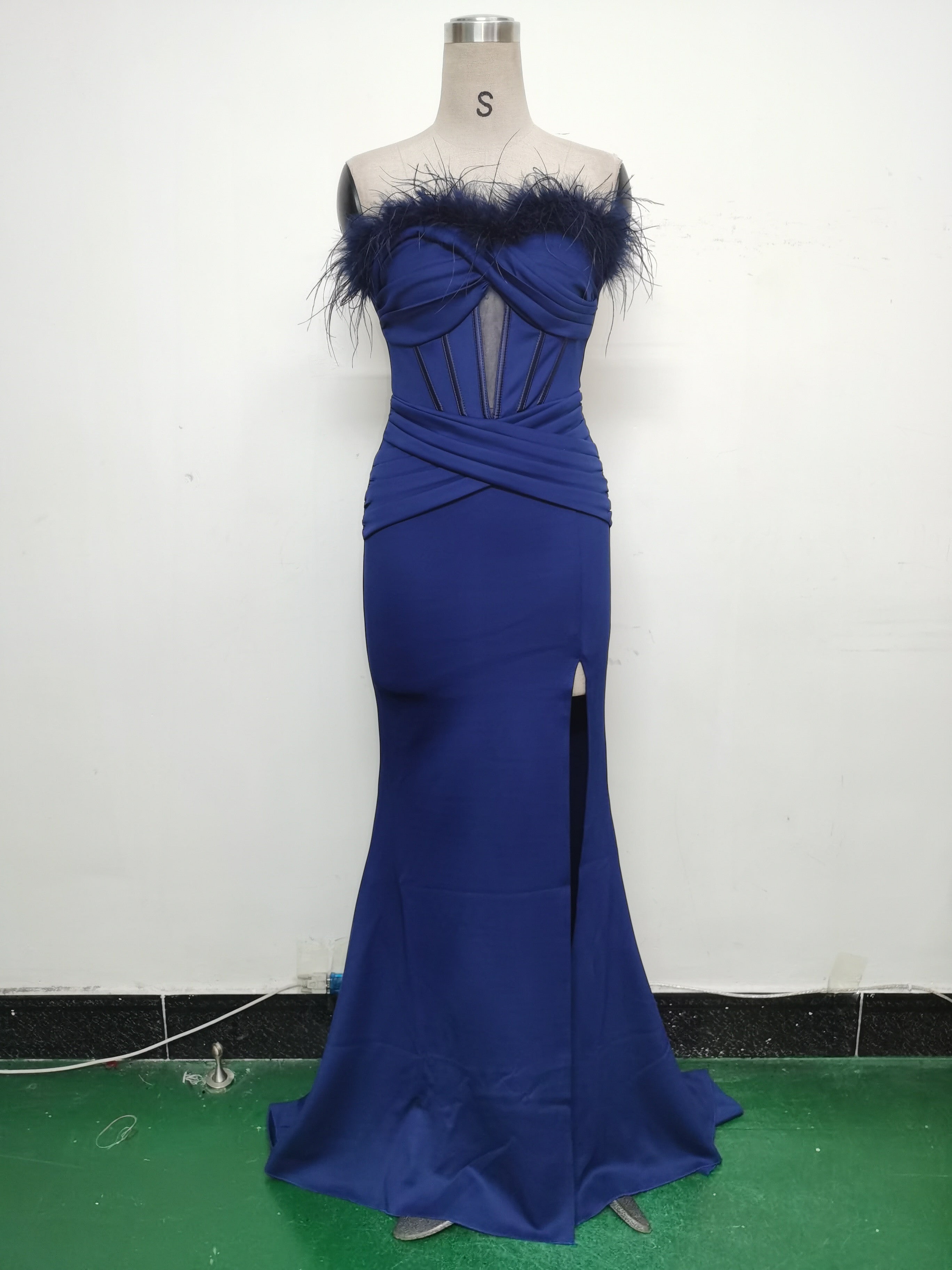 Feather Strapless Herringbone Slim Waist Solid Color Slit Evening Dress 22