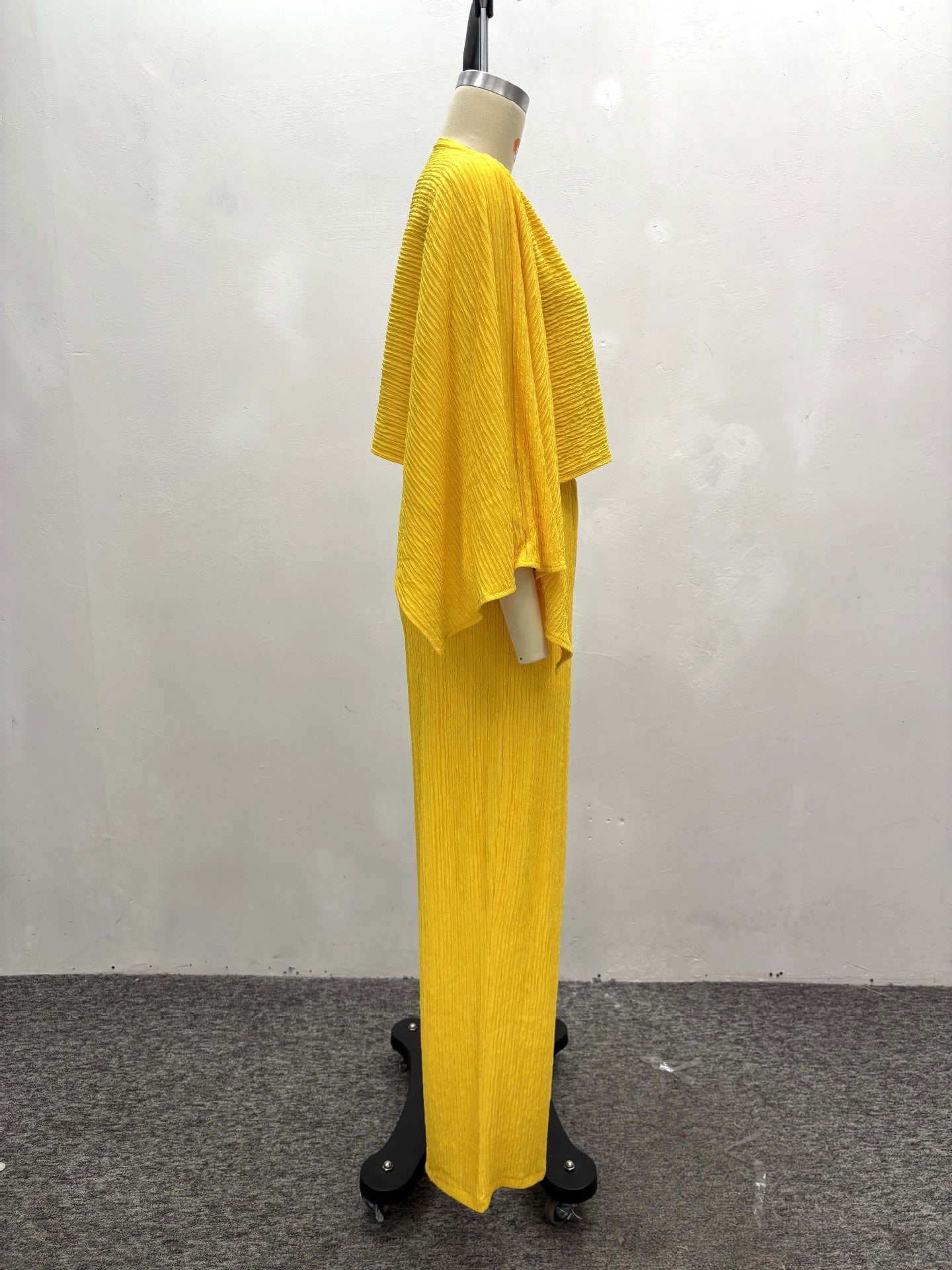 Women's Pleated Slash Shoulder Top and Pants Africa Chic Set 18