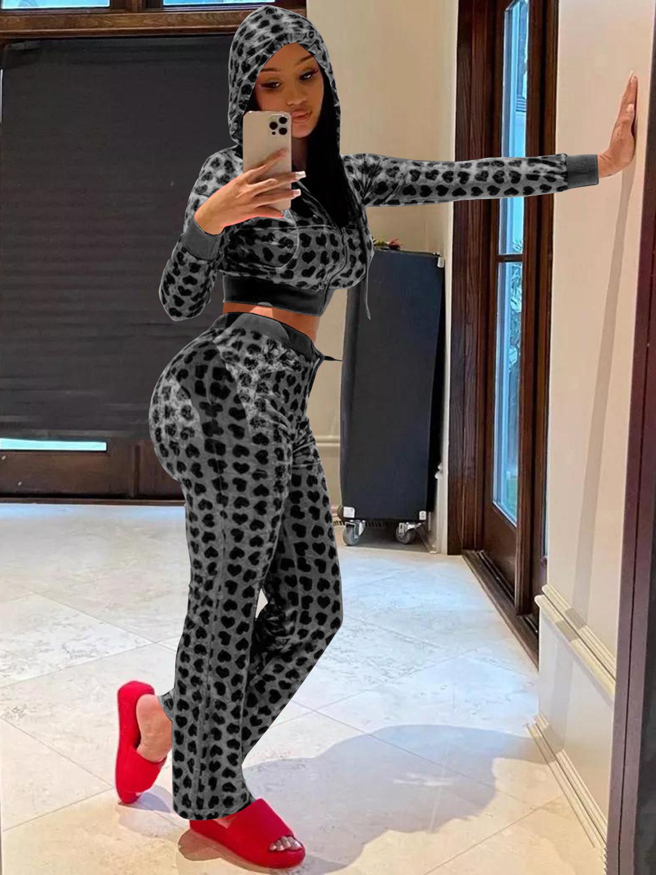 Women's Fashion Casual Velvet Valentine's Day Heart Print Two-Piece Pants Set 7