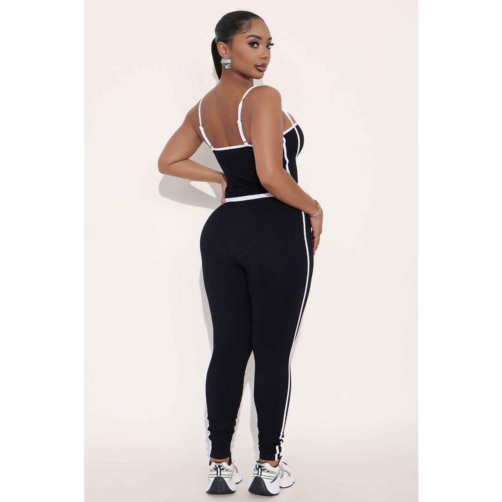 Women Sports Suspender Top and Pants Two-Piece Set 33