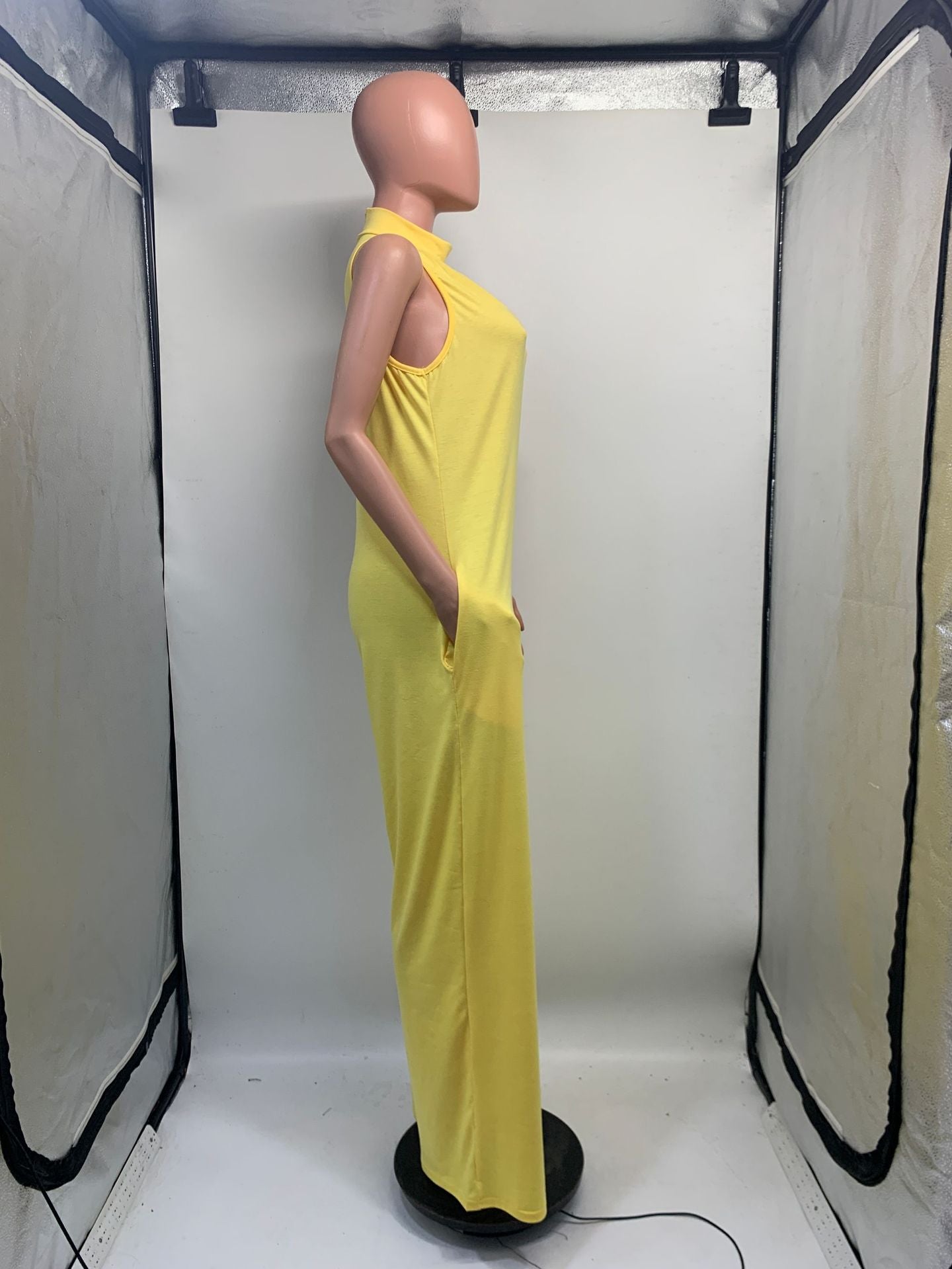 Women Solid Wide Leg Sleeveless Jumpsuit 15