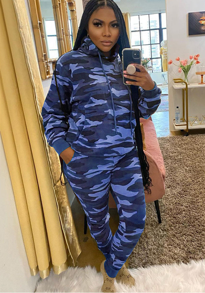 Women's Fashionable Sportswear Camouflage Two-Piece Tracksuit Set