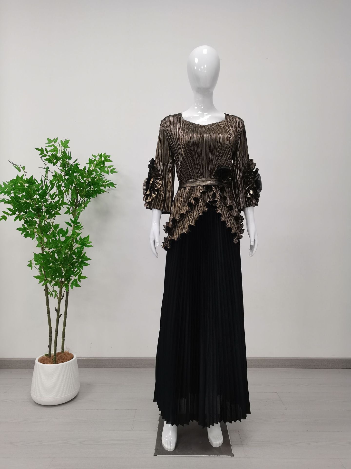 Plus Size Women Casual Pleated Irregular Top and Skirt Two Piece Set 6