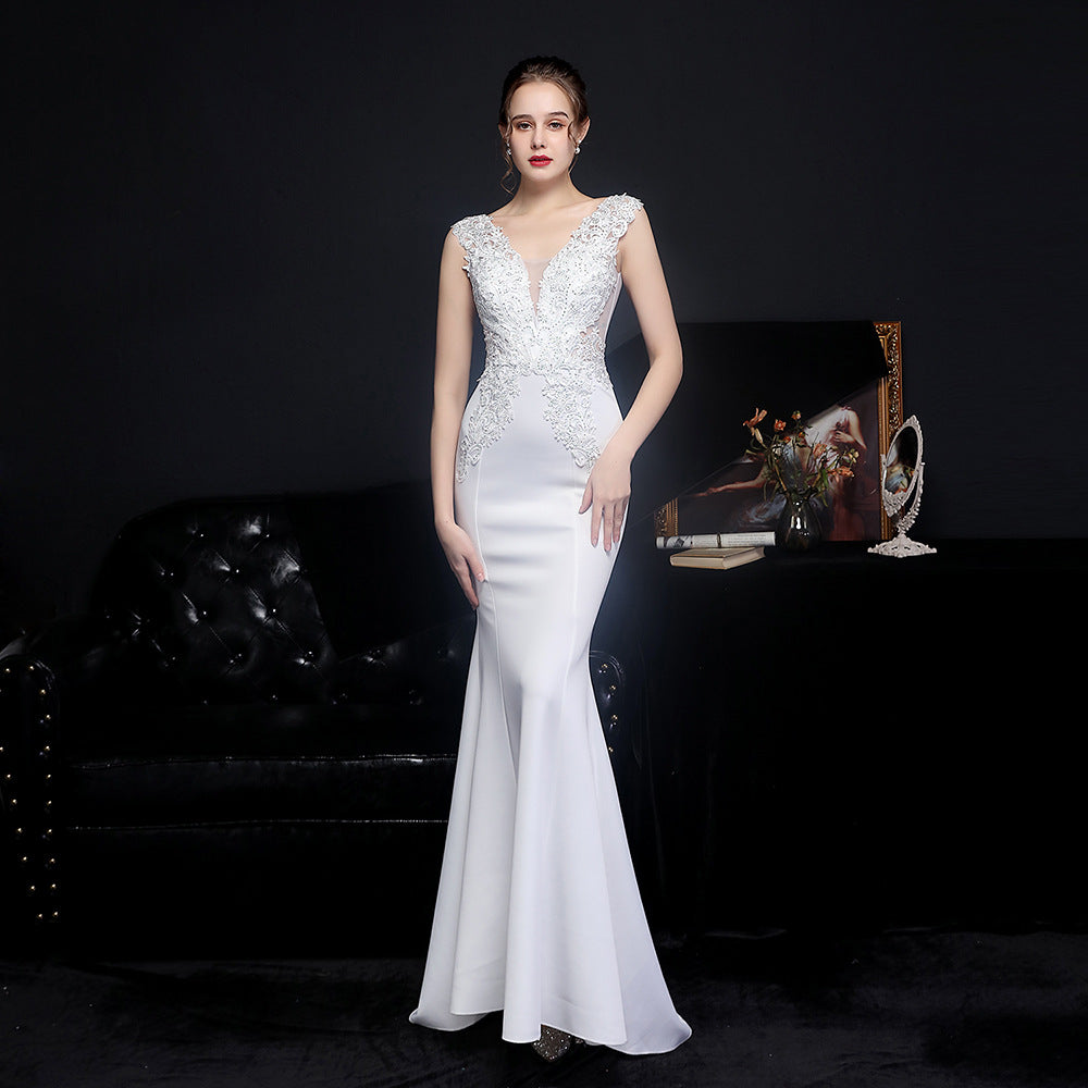 Plus-Size Women Lace-Trimmed Rhinestone Bridal Mermaid Evening Dress 9