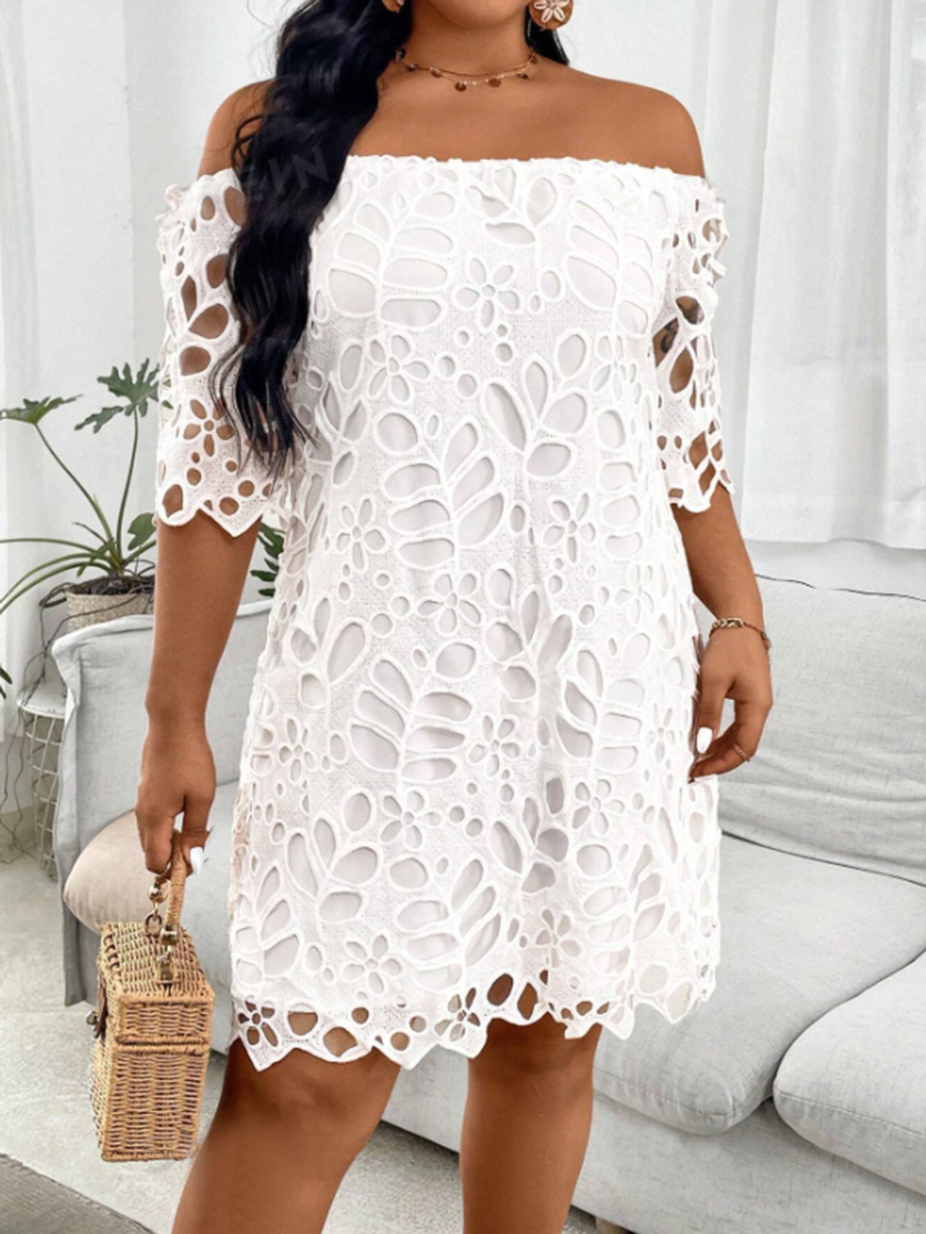 Women elegant Solid hollow laceOff Shoulder off-shoulder half-sleeve dress 3