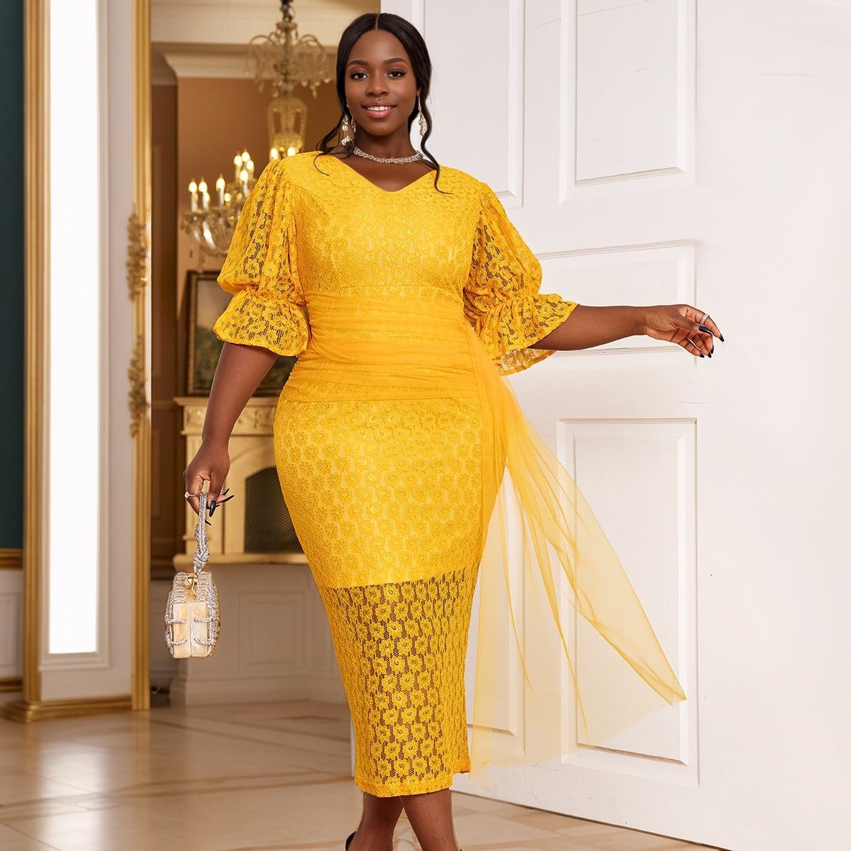 Fashion V-Neck Lace Dress Plus Size Formal Party Dress 3