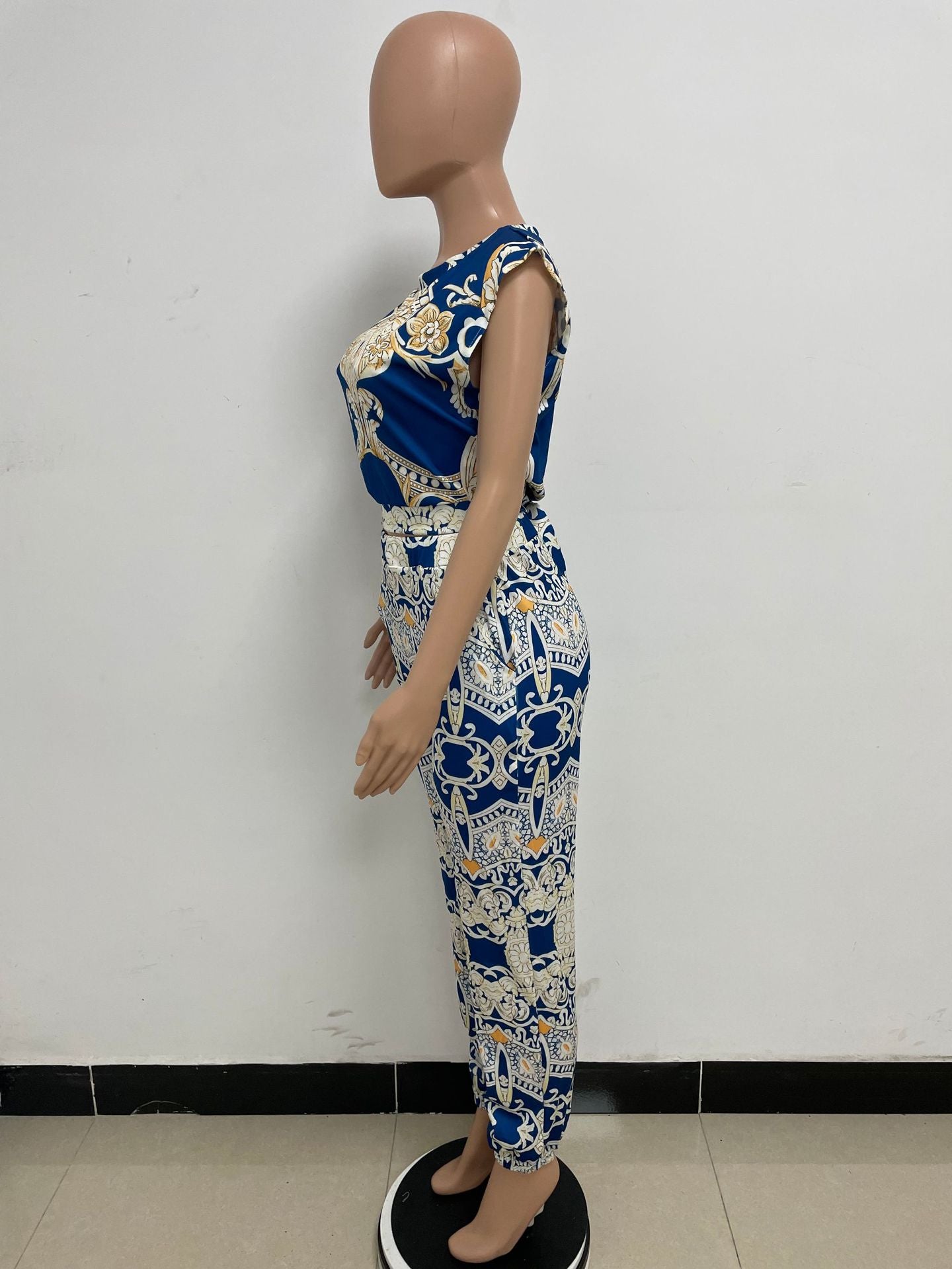 Fashionable Women's Printed Sleeveless Casual Two Piece Pants Set 10