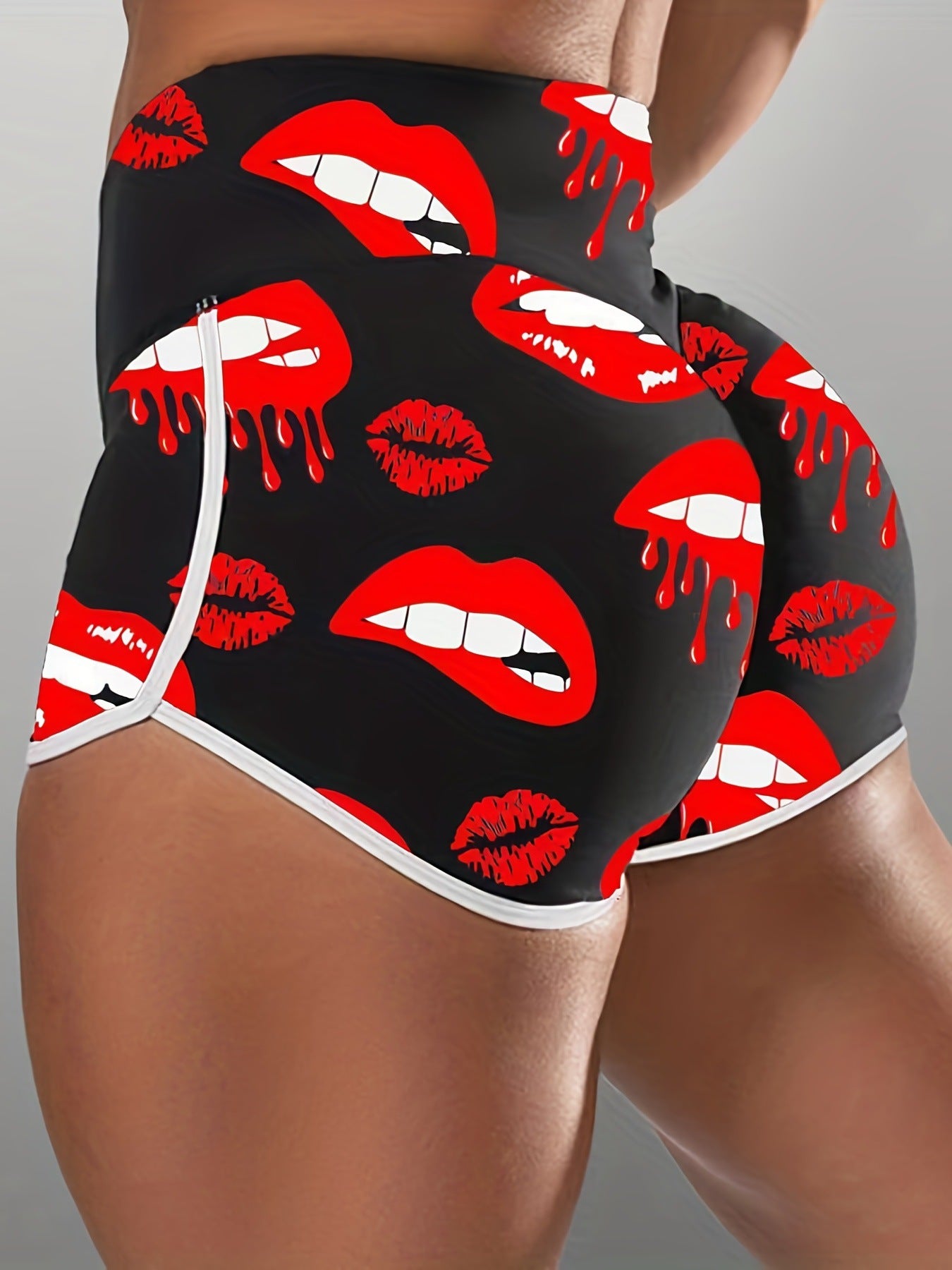 Plus Size Casual Red Lip Print Shorts 7