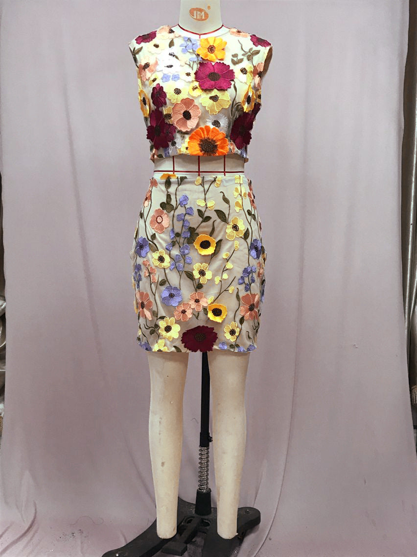 Spring Women's Embroidered Sleeveless Crop Top Bodycon Skirt Two-Piece Set 12