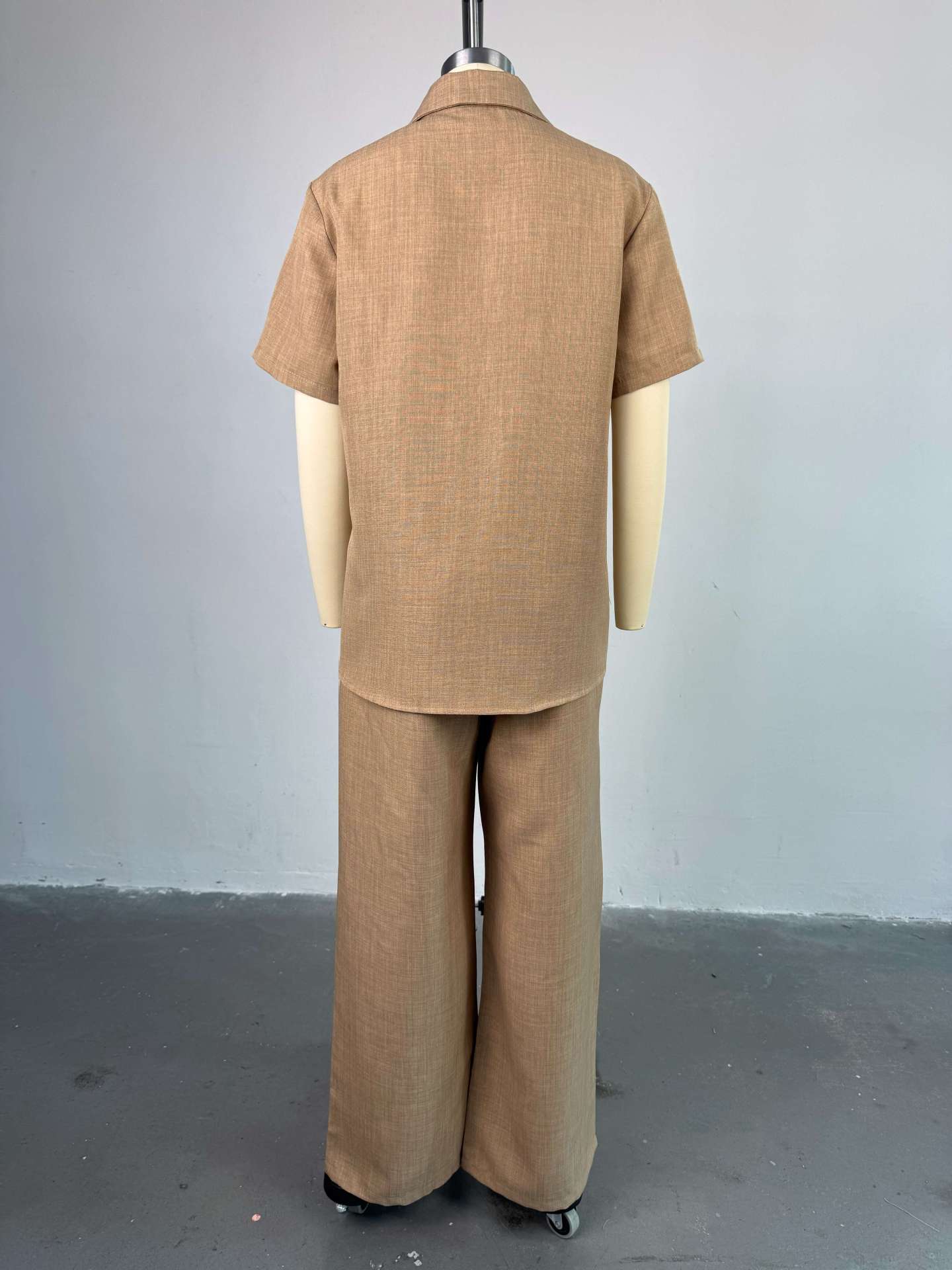 Women's Summer Casual Turndown Collar Loose Short Sleeve Shirt & Wide-Leg Pants Outfit 4