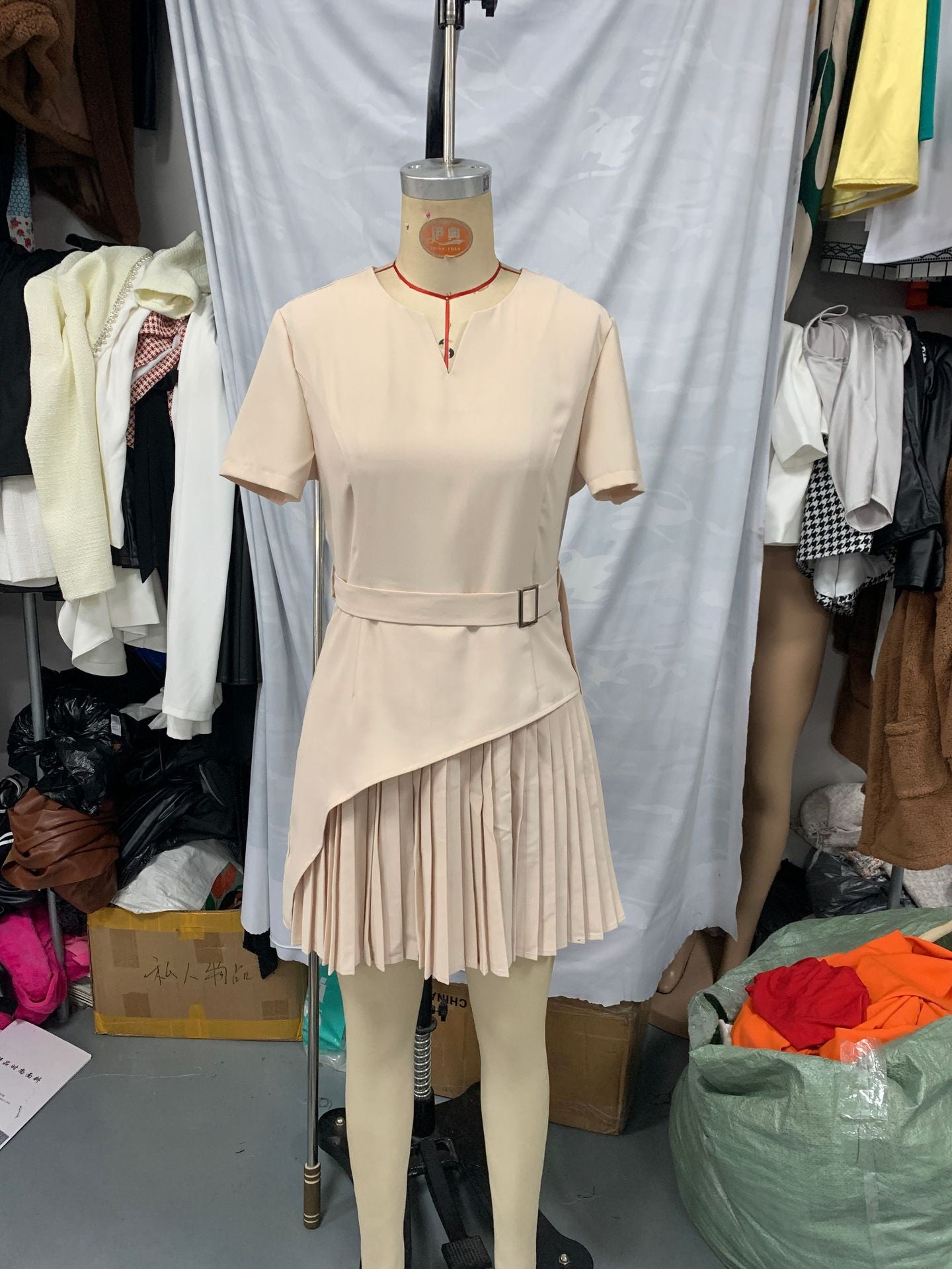 Summer Fashion Chic Dress Slim Waist Patchwork Pleated Dress 4