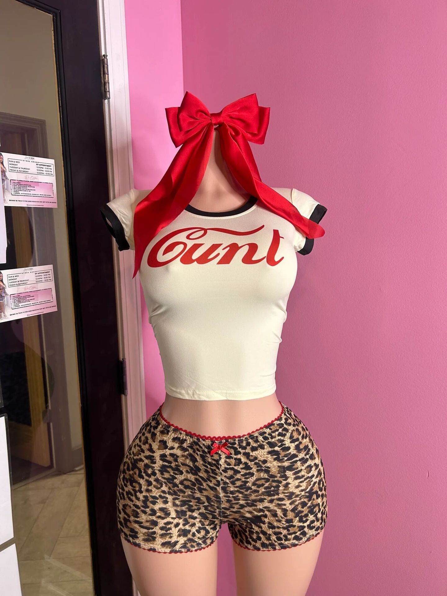 Women Letter Casual Top and Print Shorts Two-piece Set 7