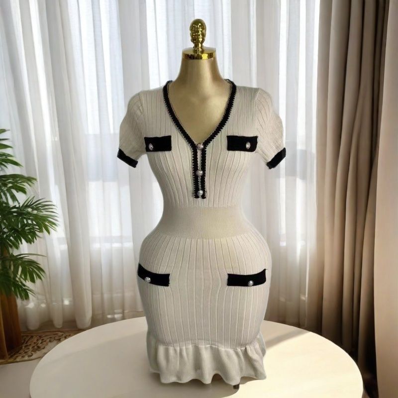Women elegant v-neck fishtail knitting dress