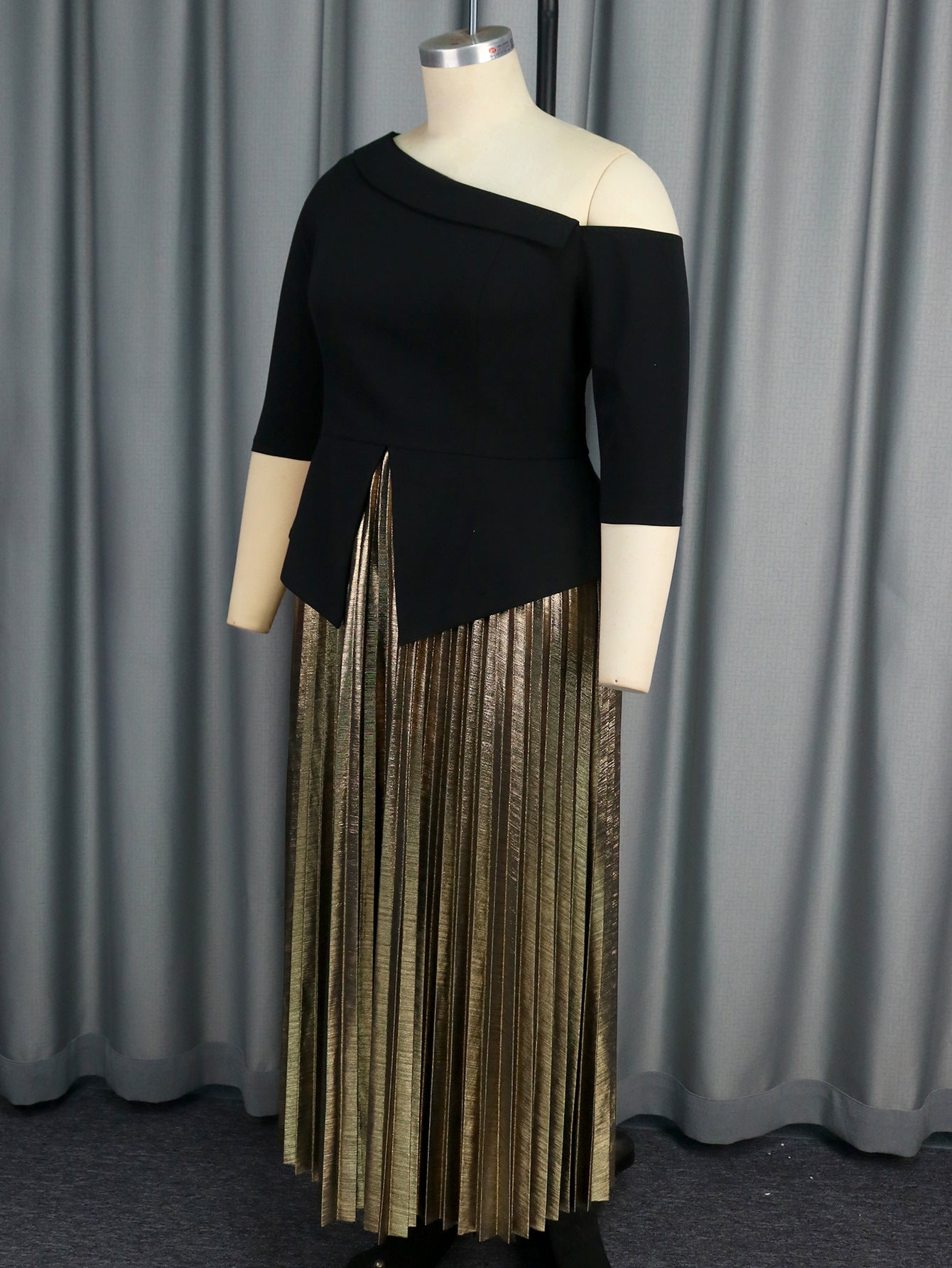 Women party sexy slit top luxury pleated skirt two-piece 10