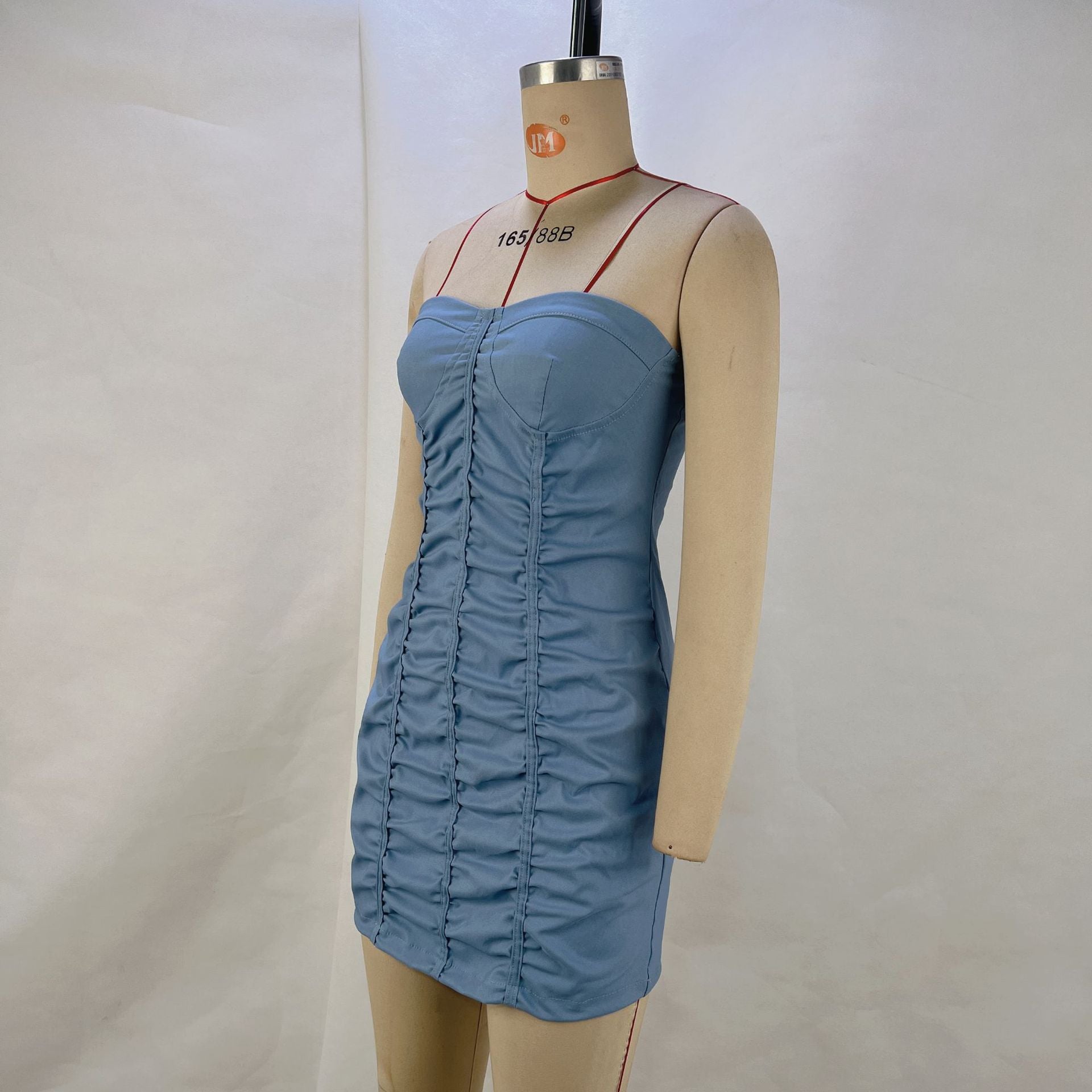 Women's Fashion Solid Color Strapless Slim Waist Pleated Women's Bodycon Dress 9