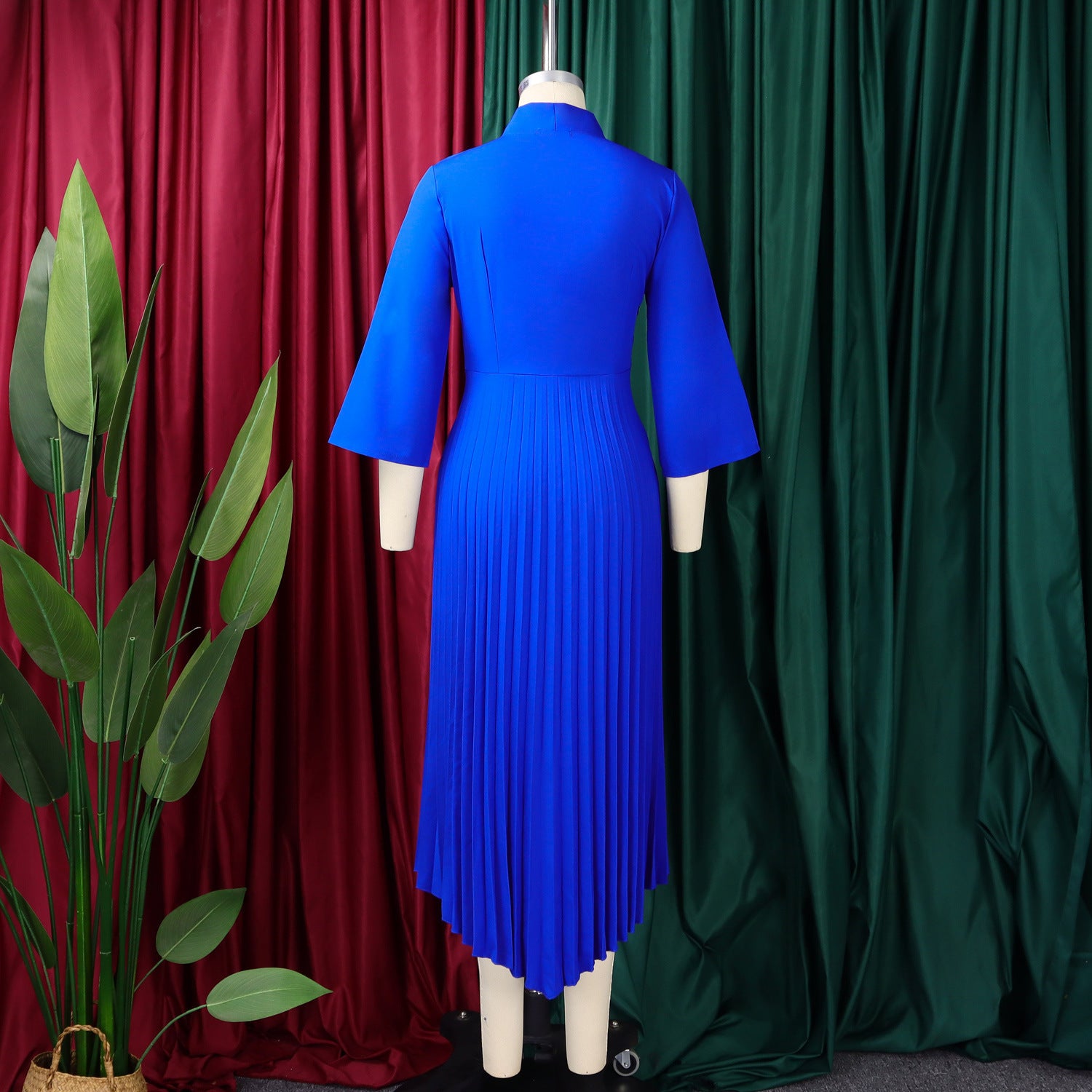 Women 3/4-sleeve tie dress with irregular pleats 18