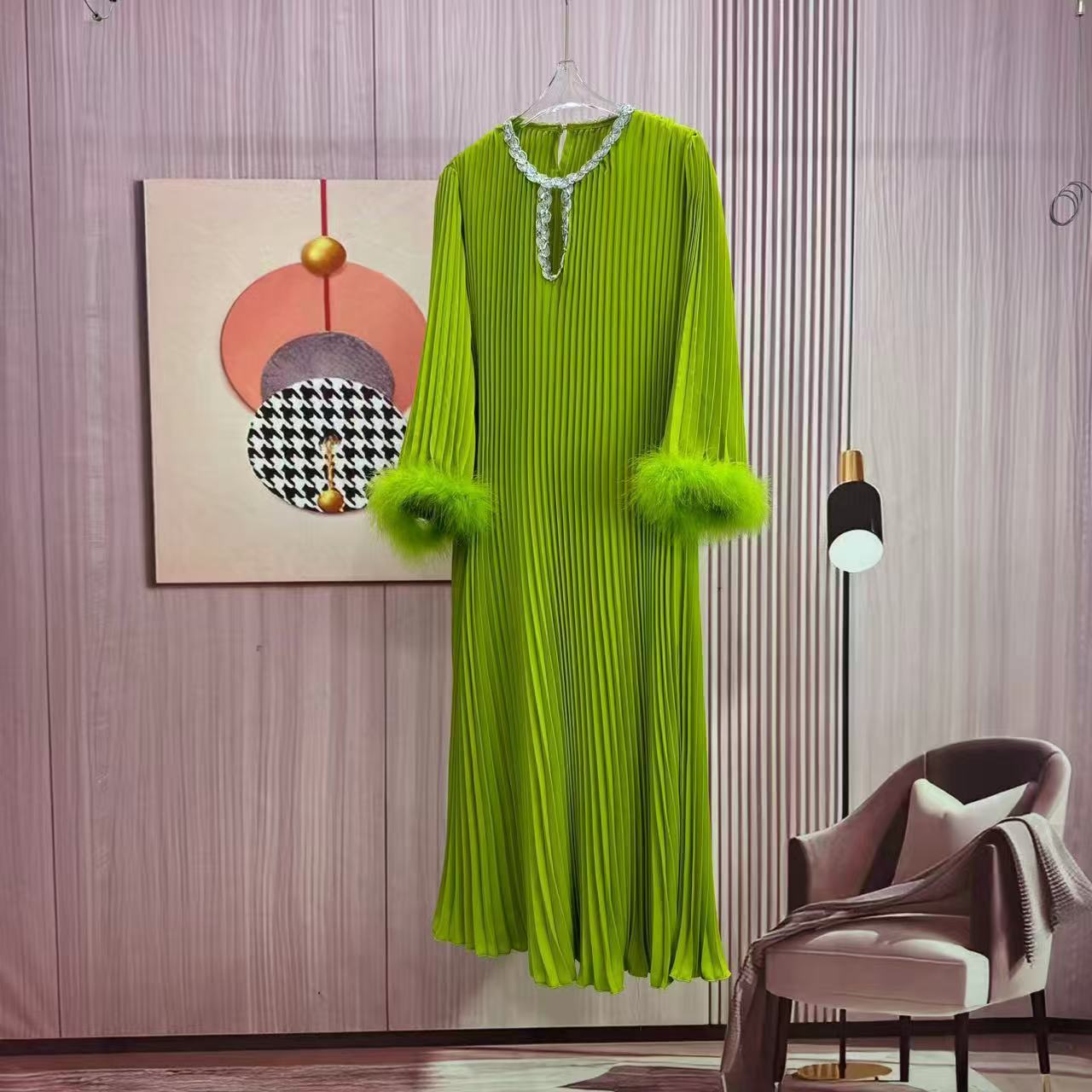 Plus Size Women Round Neck Ostrich Feather Dress 8