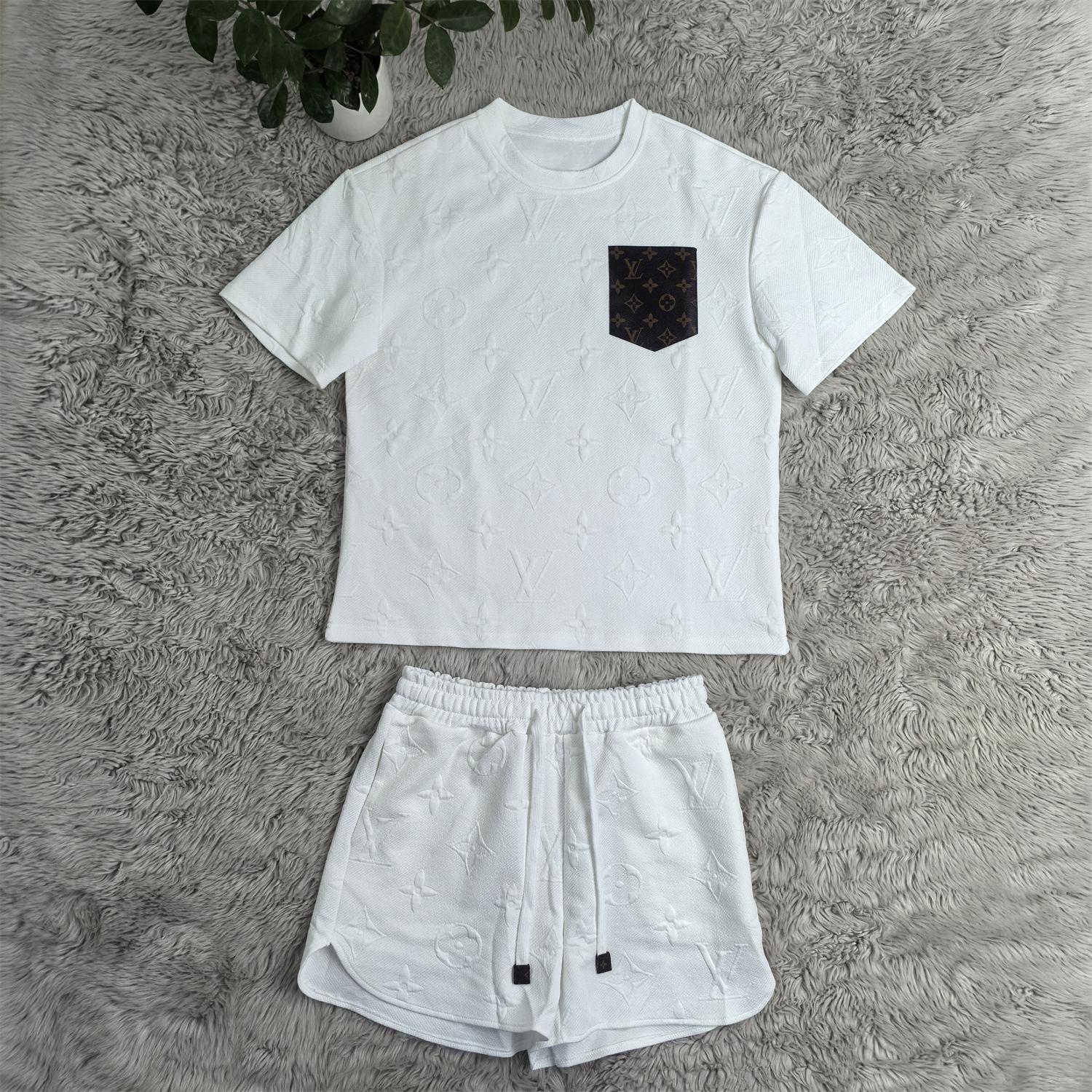 Women casual Pu-Leather pocket jacquard short-sleeved top and shorts sports two-piece set 14