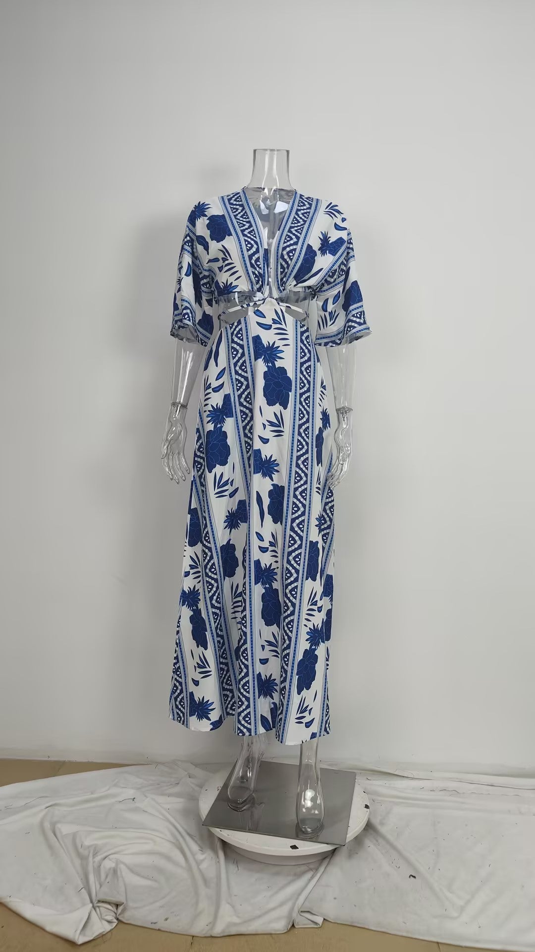 Women Spring Printed Sexy V-Neck Lace-Up Dress 9