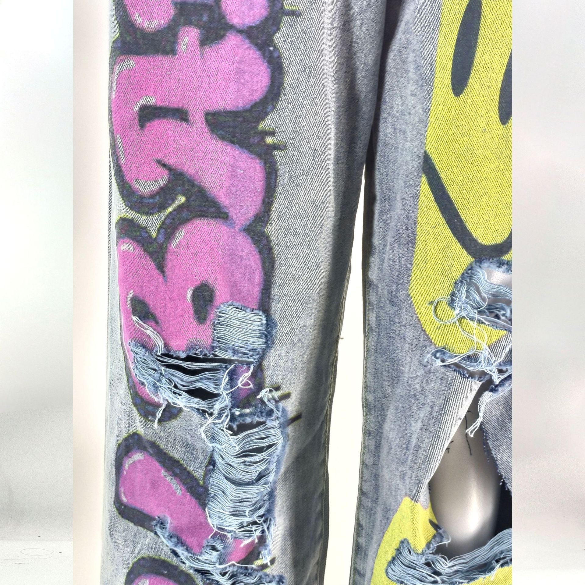 Women washed denim cargo Pants 13