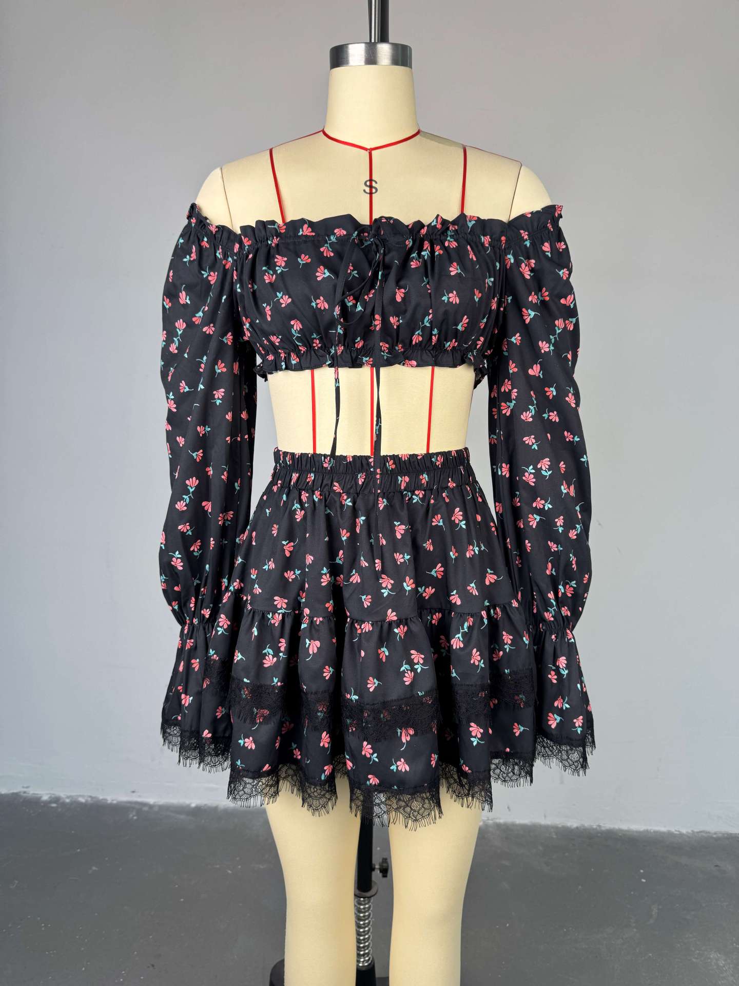 Women summer lace printed lantern sleeves Strapless shirt and skirt two-piece set 3