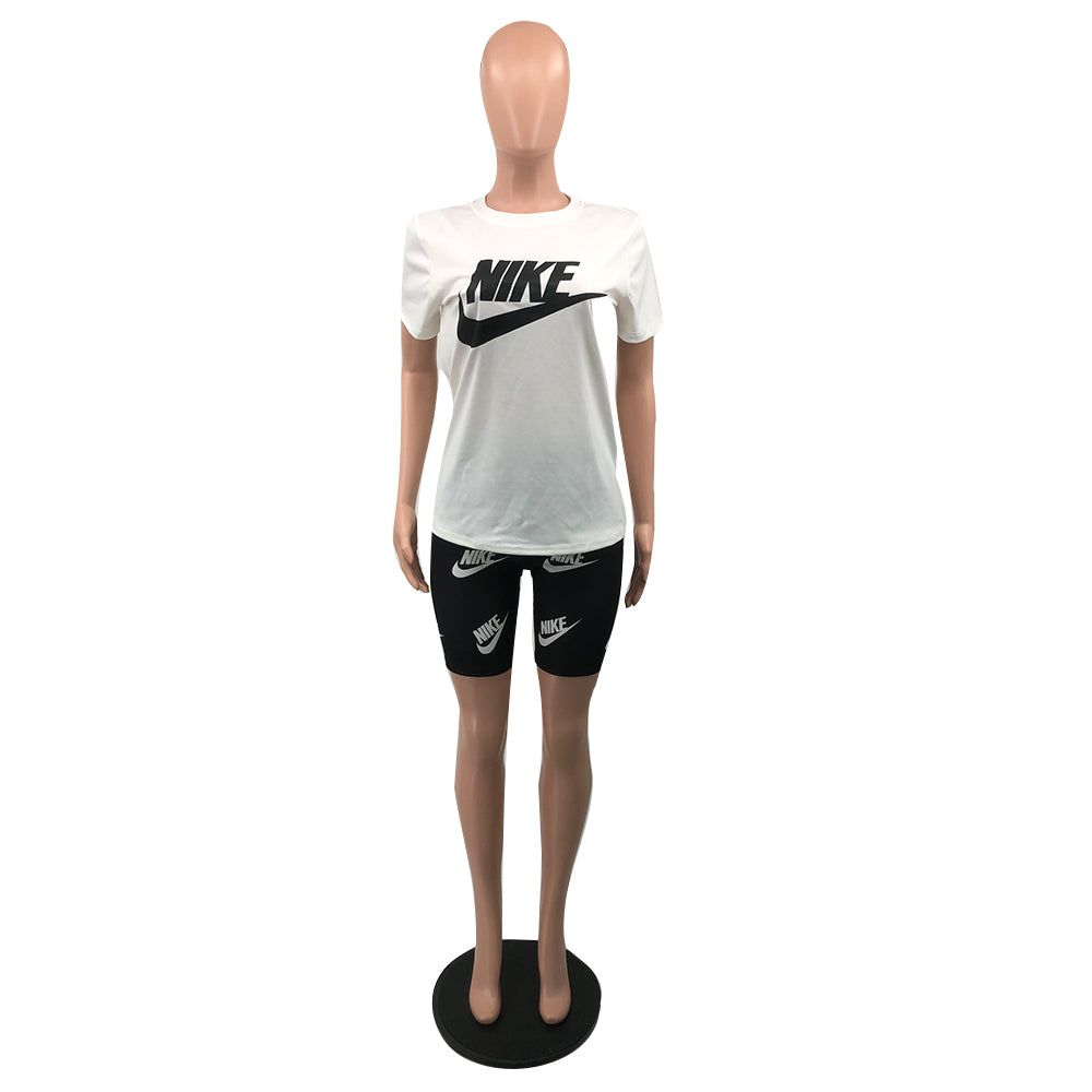 Women spring and summer Casual printed short-sleeved Top and shorts two-piece set 8