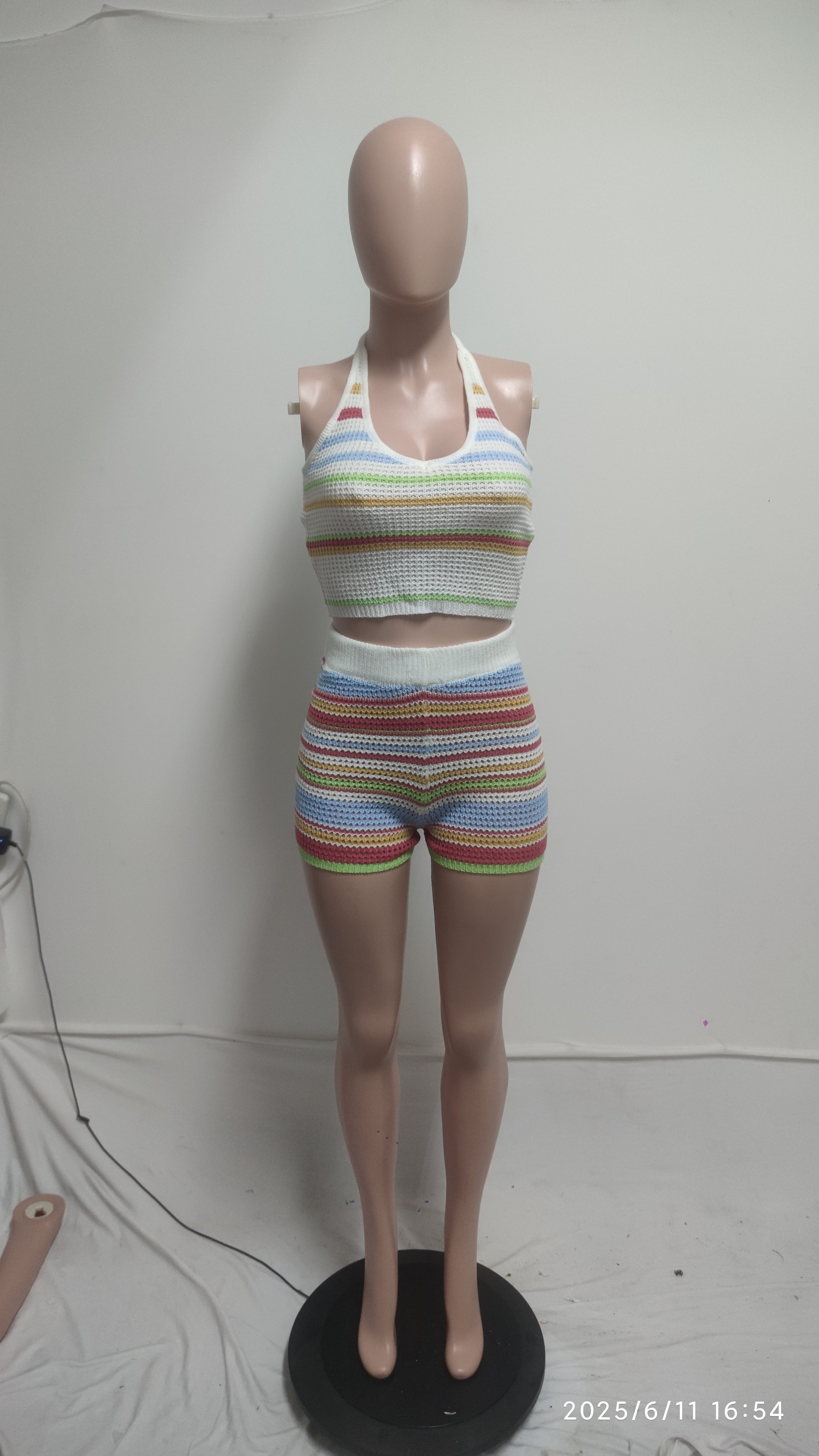 Women Sweater Backless Halter Neck Top and Shorts Two-piece Set 6