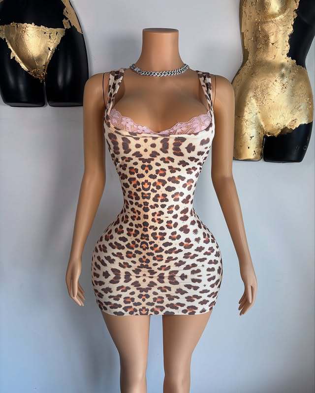 Women Trendy Women Square Neck Sexy Lace Leopard Top and Shorts Two-Piece Set 4