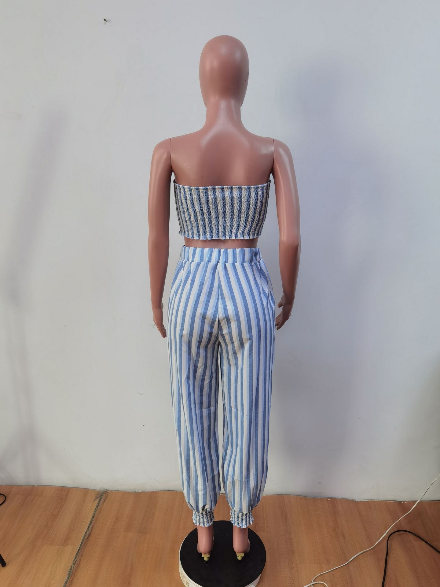 Women's Striped Print Sexy Fashionable Strapless Two-Piece Pants Set 9